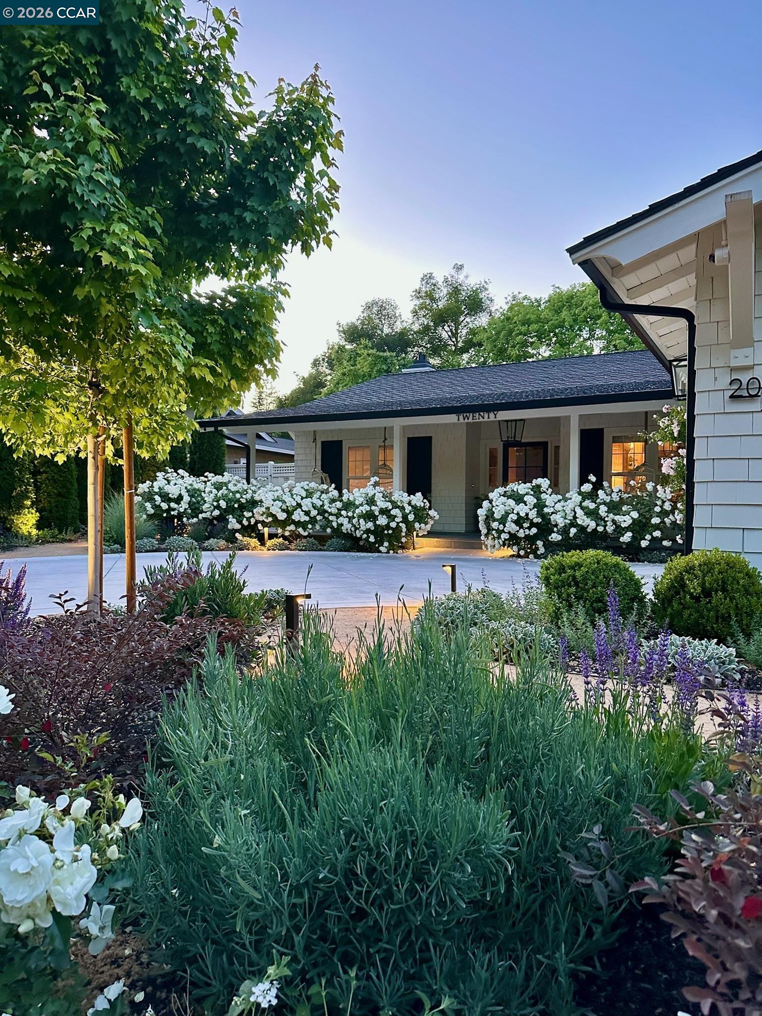 20 Olympic Oaks Dr