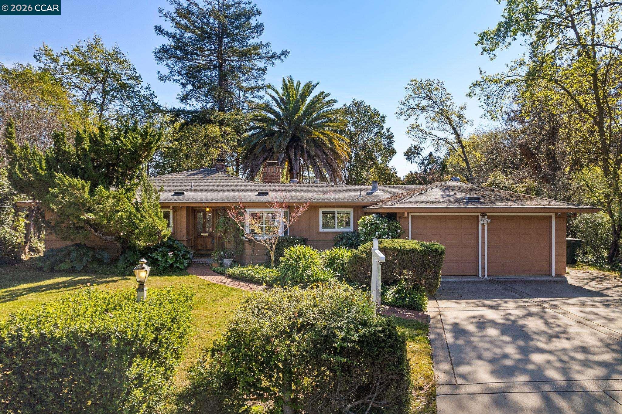 1174 Saint Francis Dr