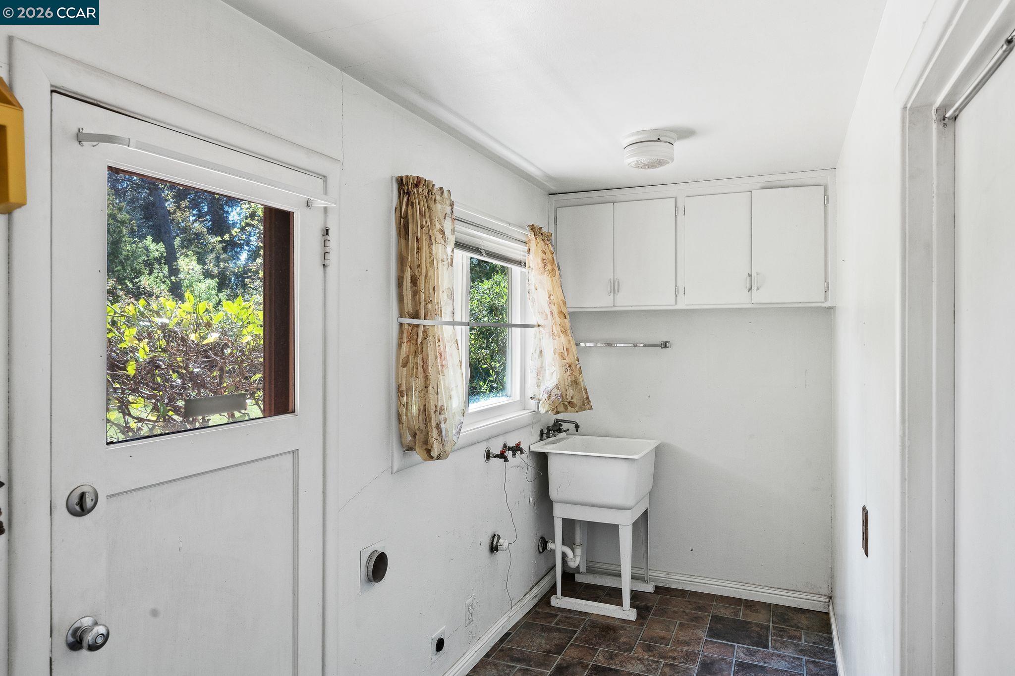 1174 Saint Francis Dr