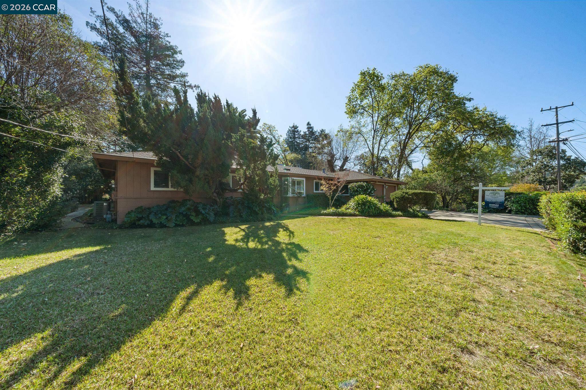 1174 Saint Francis Dr