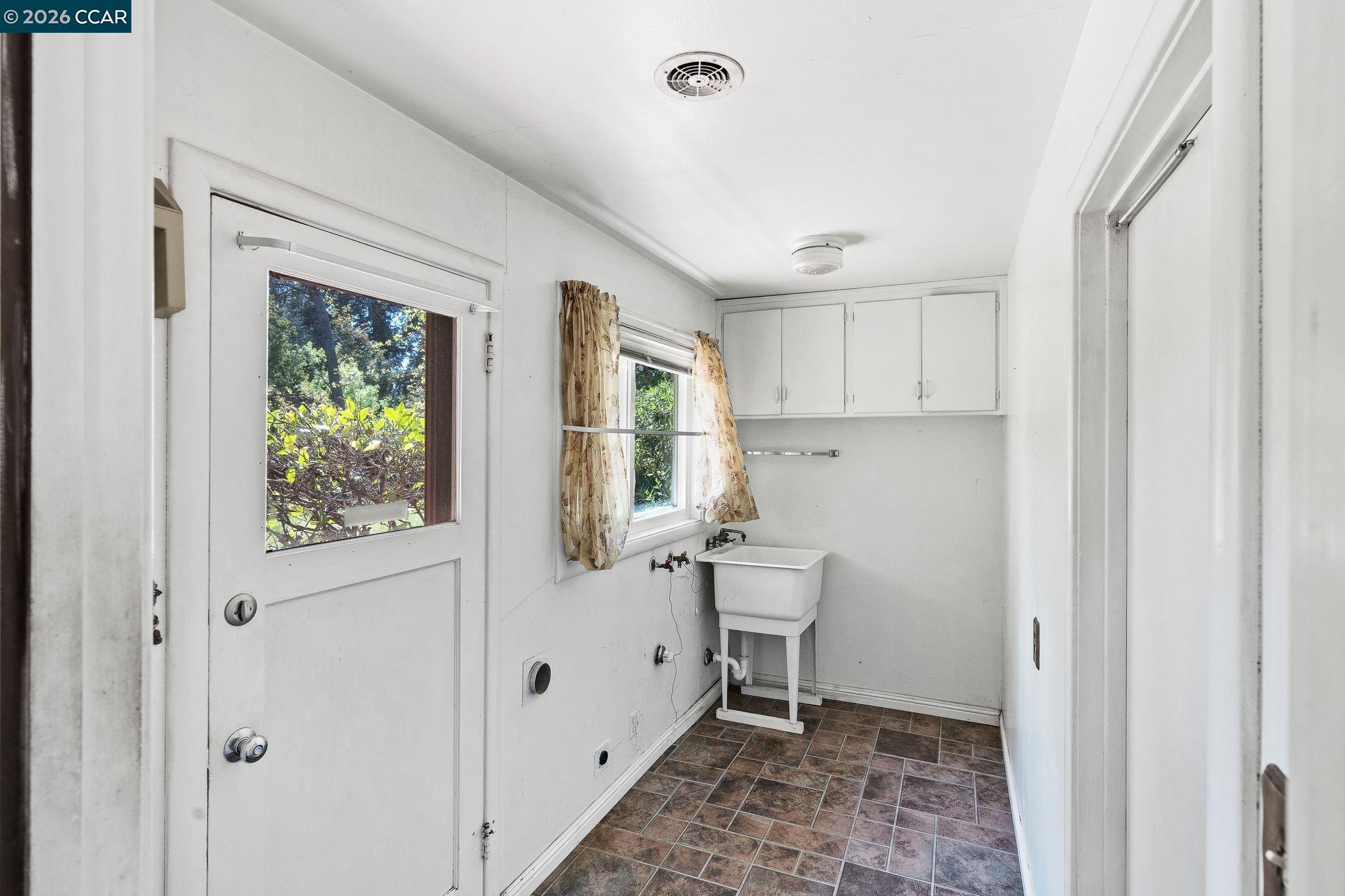 1174 Saint Francis Dr