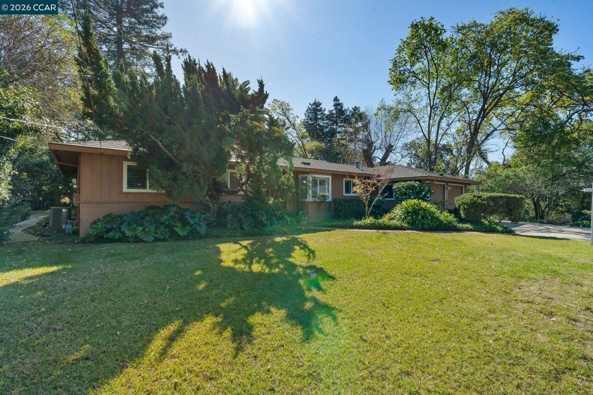 1174 Saint Francis Dr