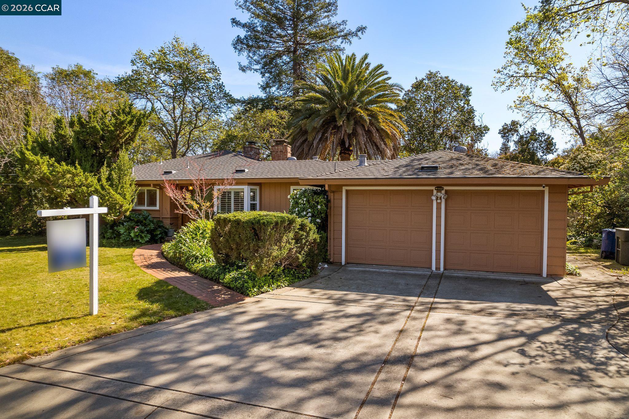 1174 Saint Francis Dr