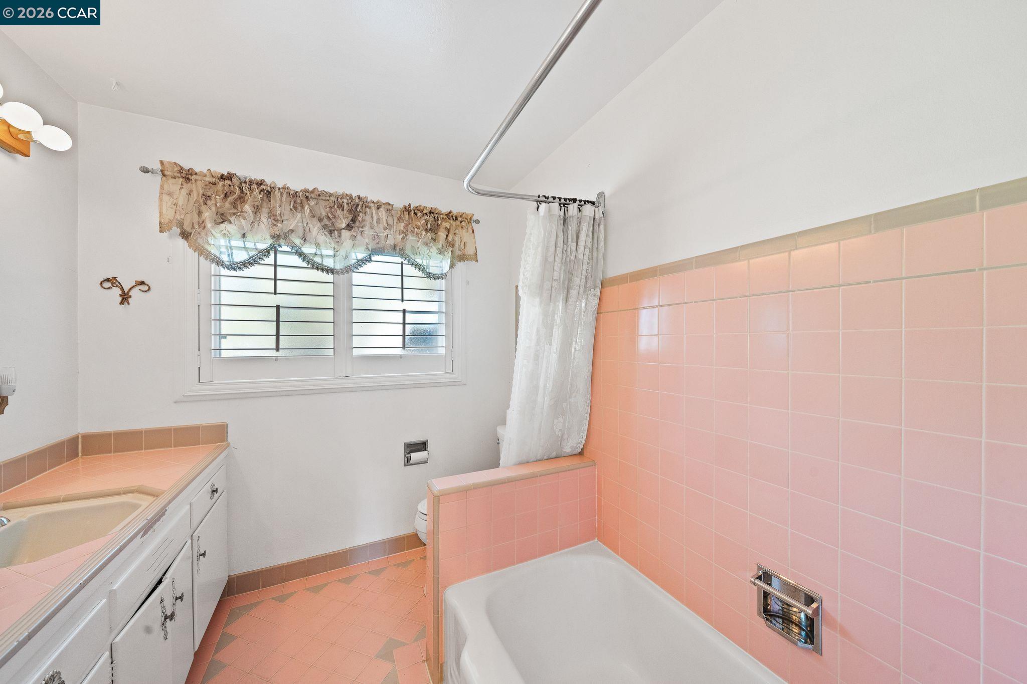 1174 Saint Francis Dr