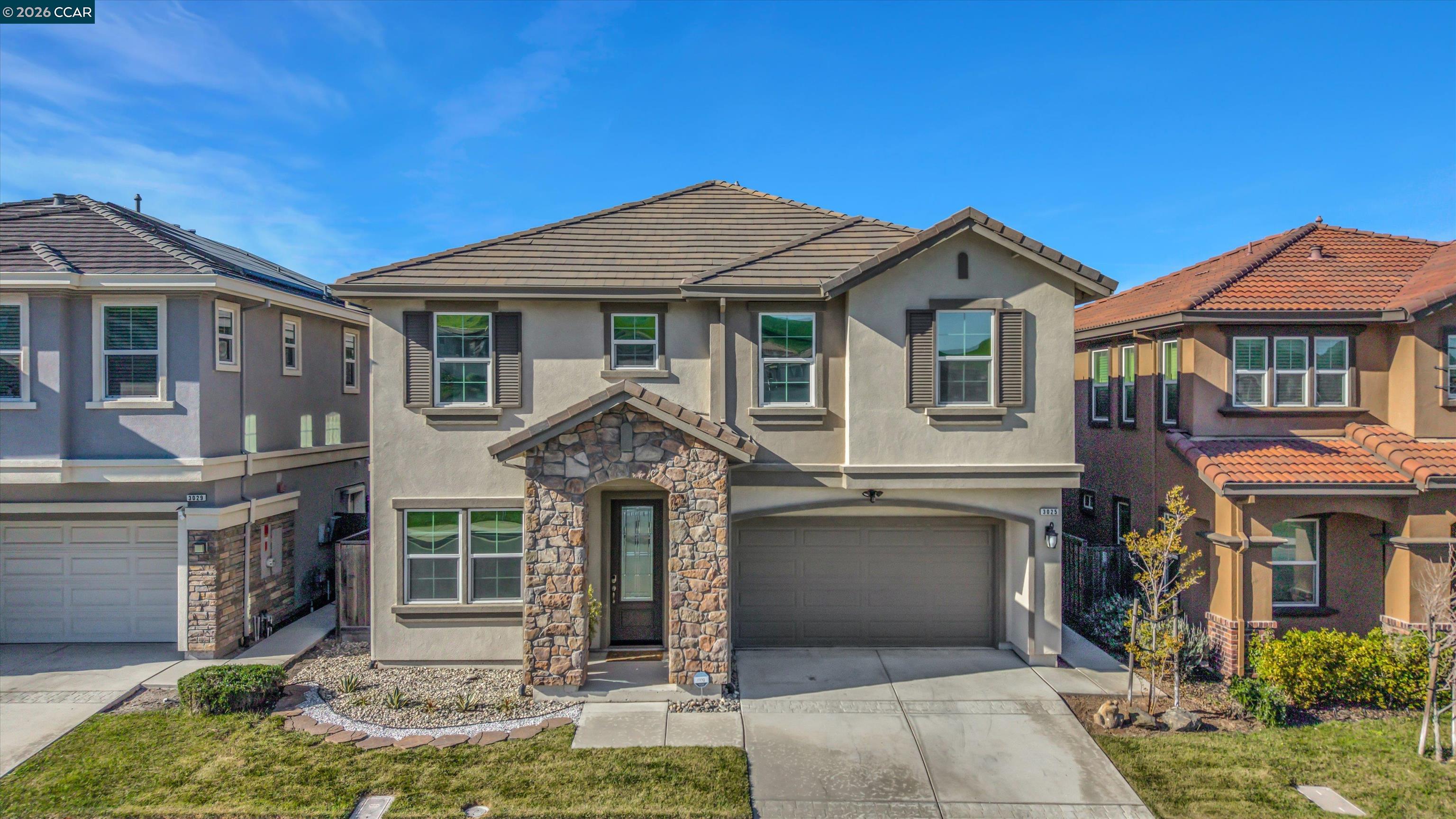 3025 Aragon Dr