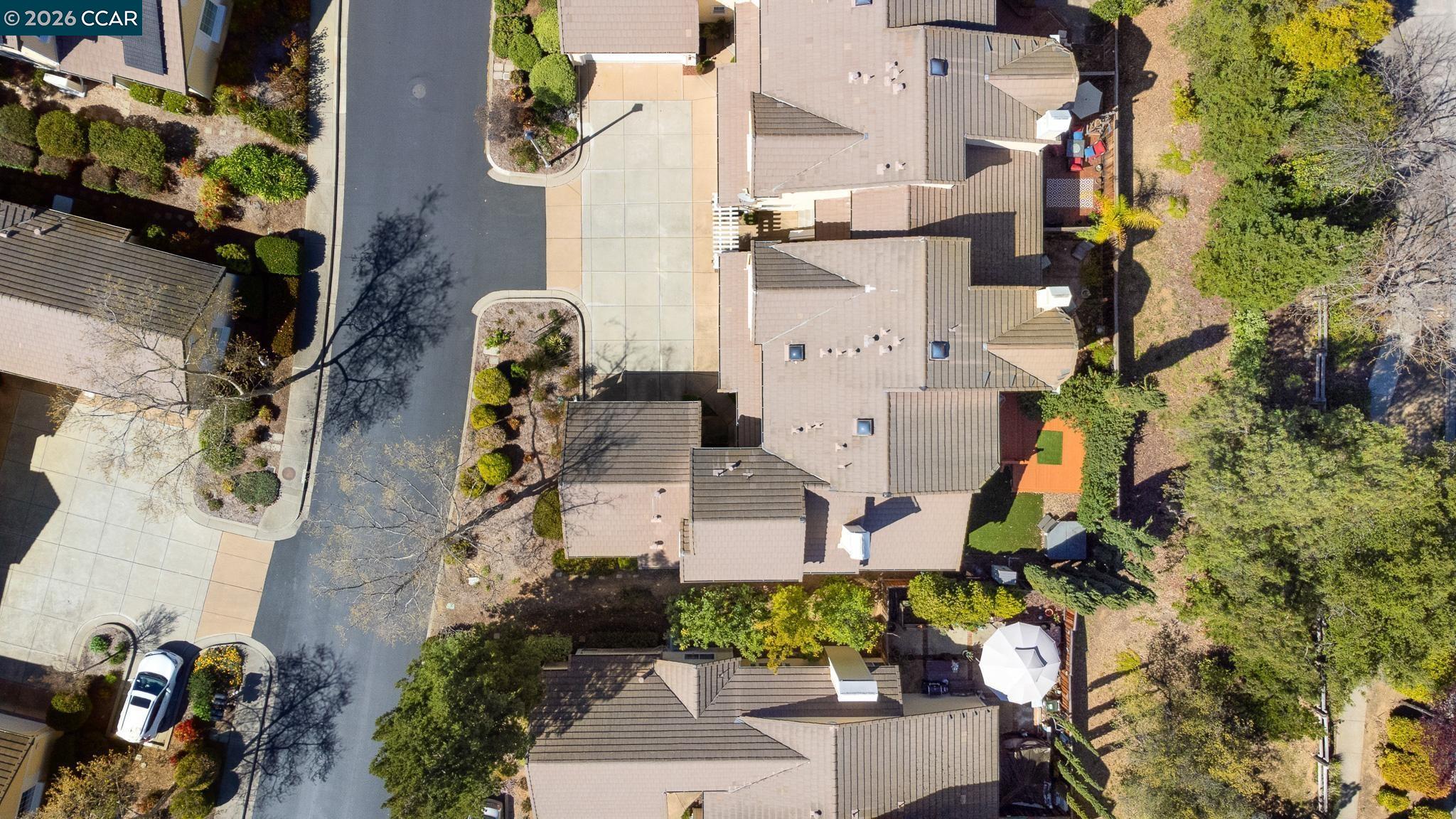 1383 Shell Ln