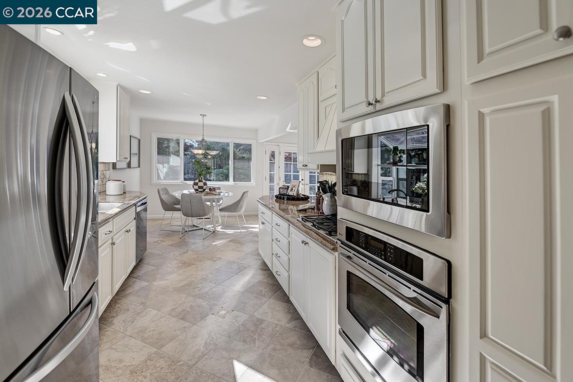 2253 Belford Dr