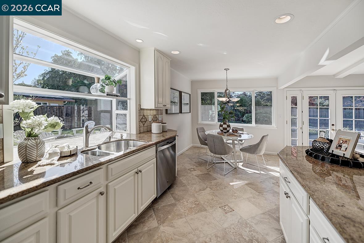 2253 Belford Dr