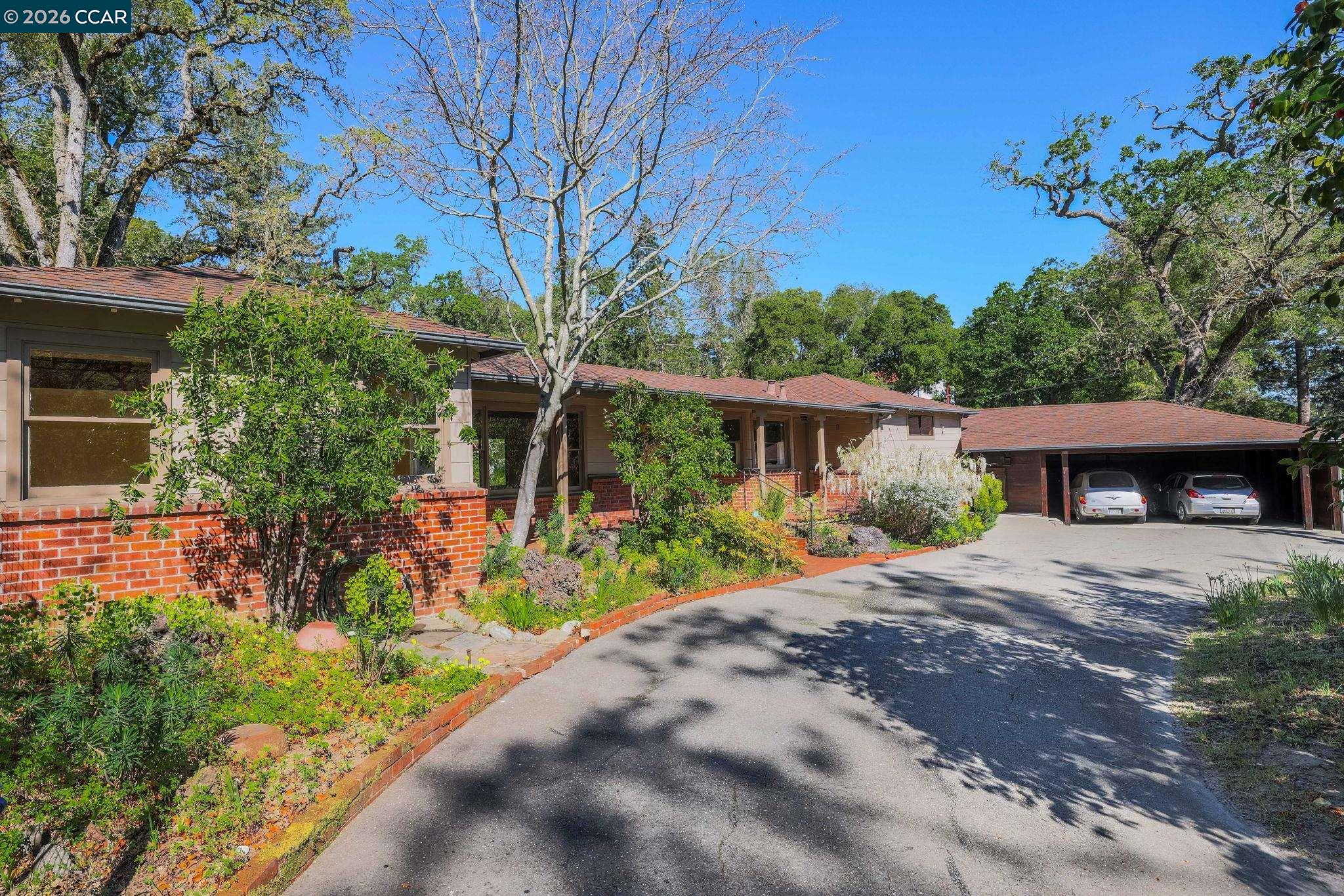 847 Acalanes Rd