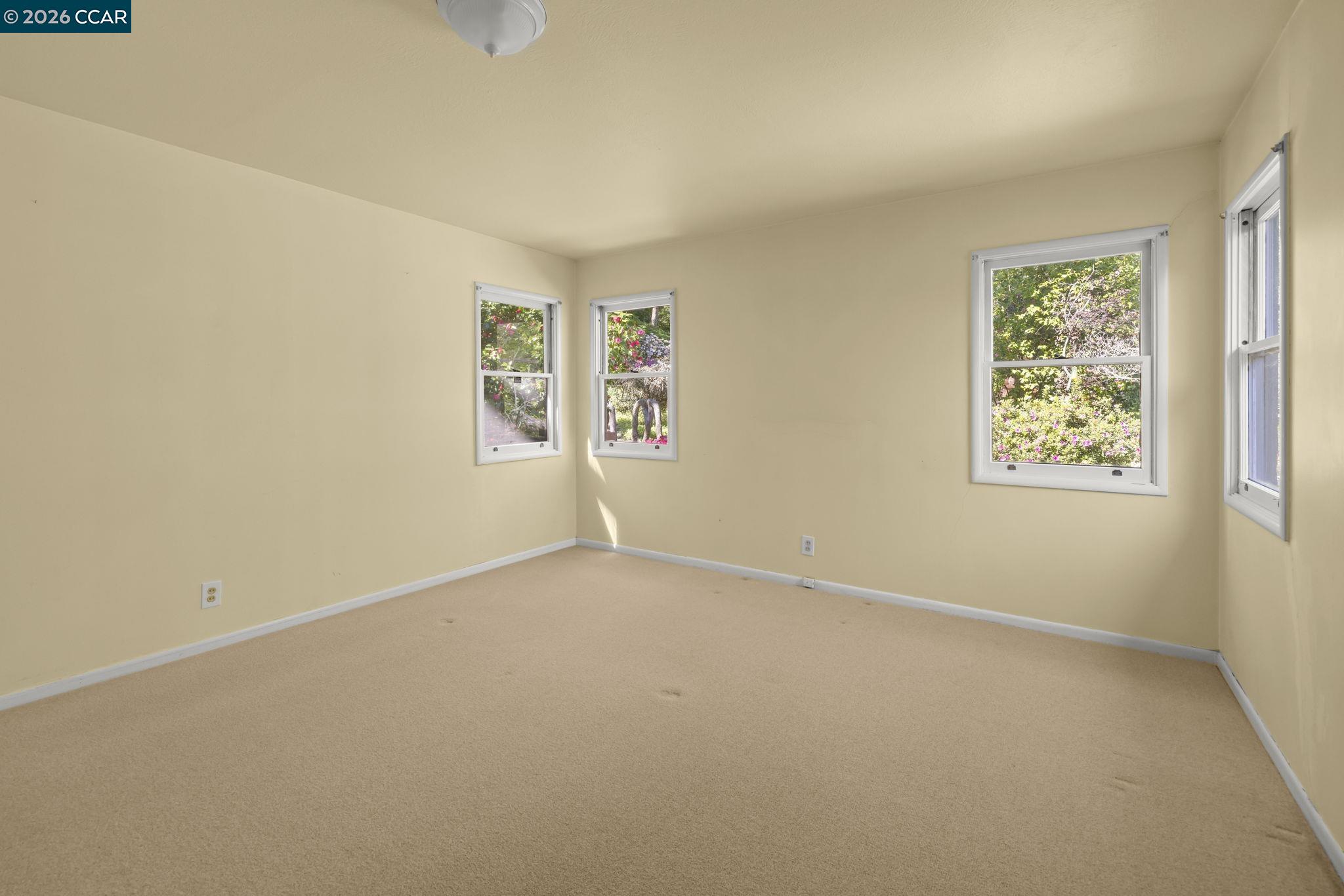 847 Acalanes Rd