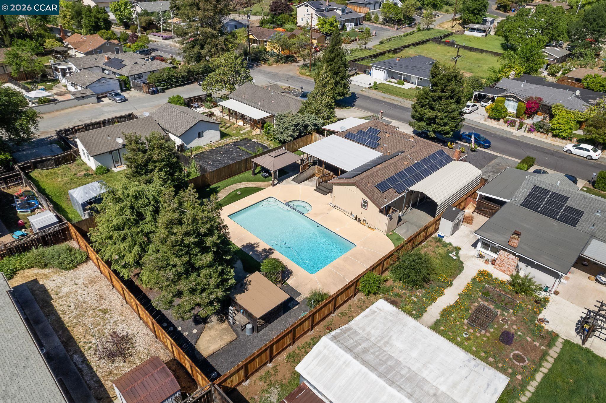 4020 Joan Ave