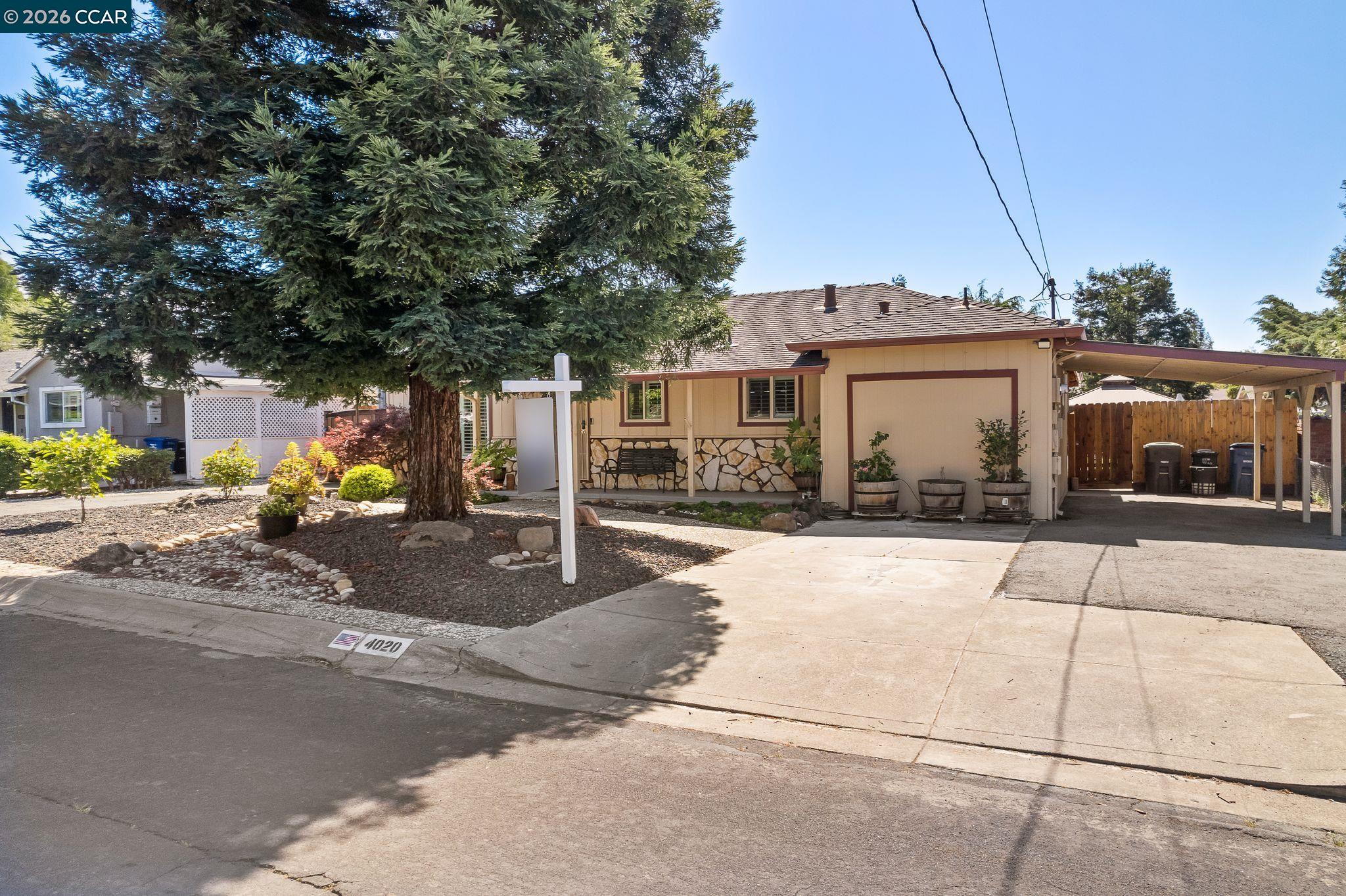 4020 Joan Ave