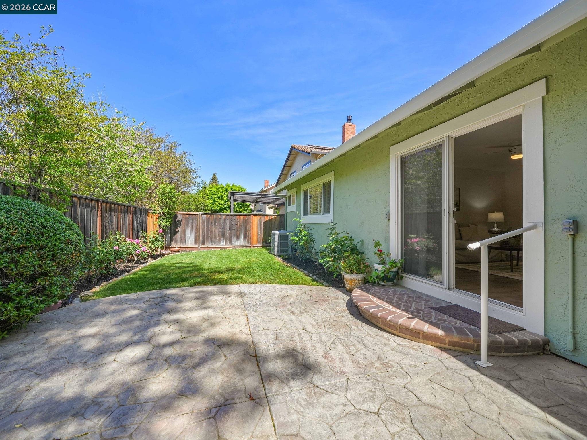 5021 Murchio Dr