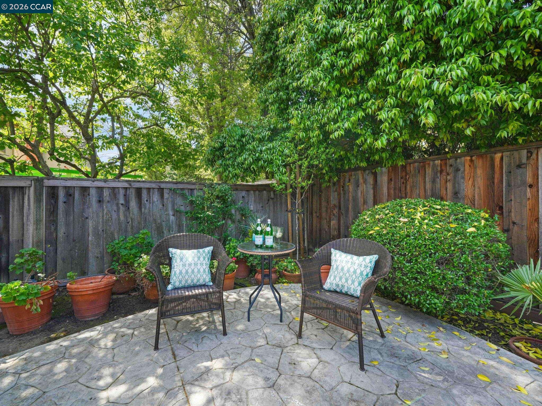 5021 Murchio Dr