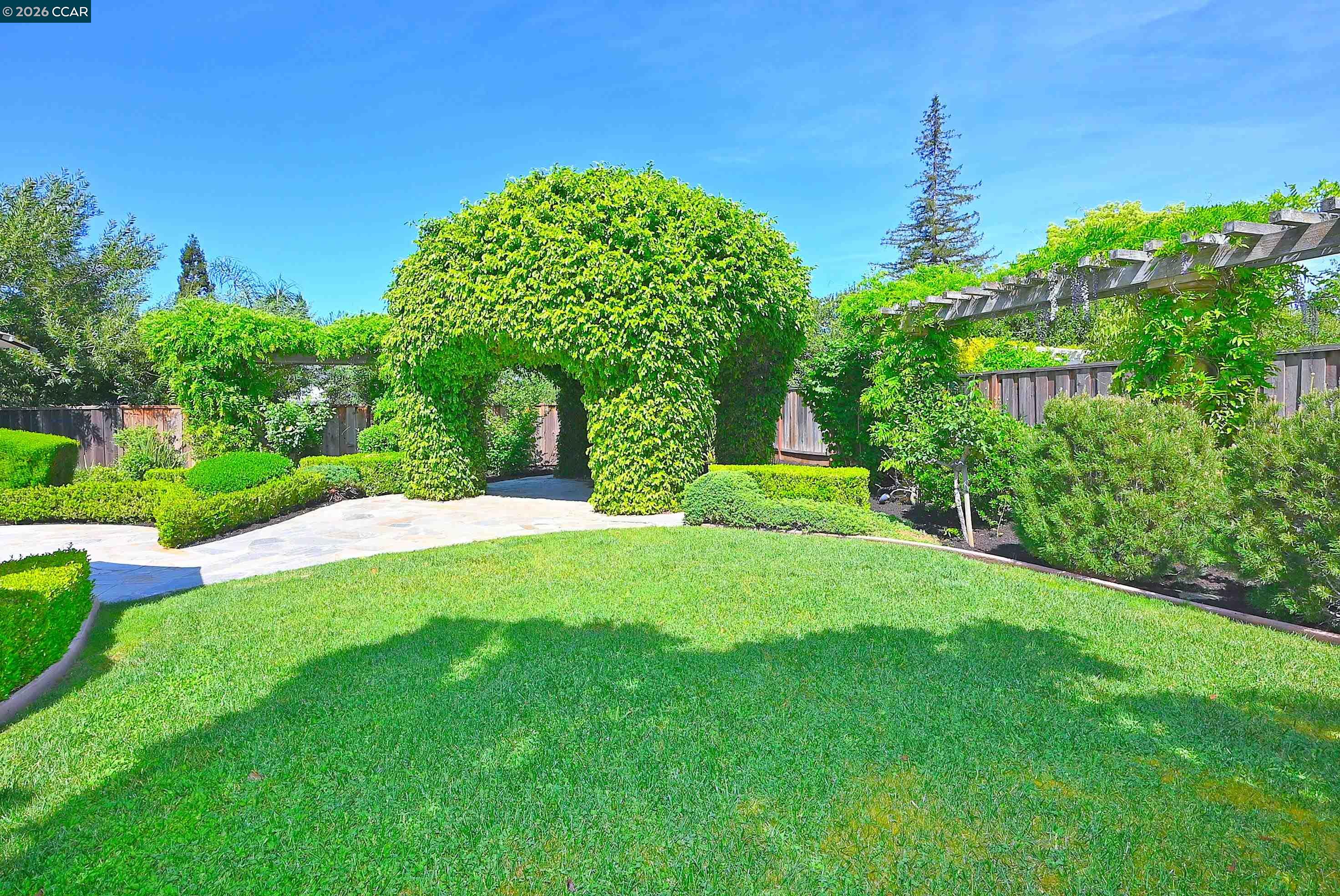 2648 Comistas Drive