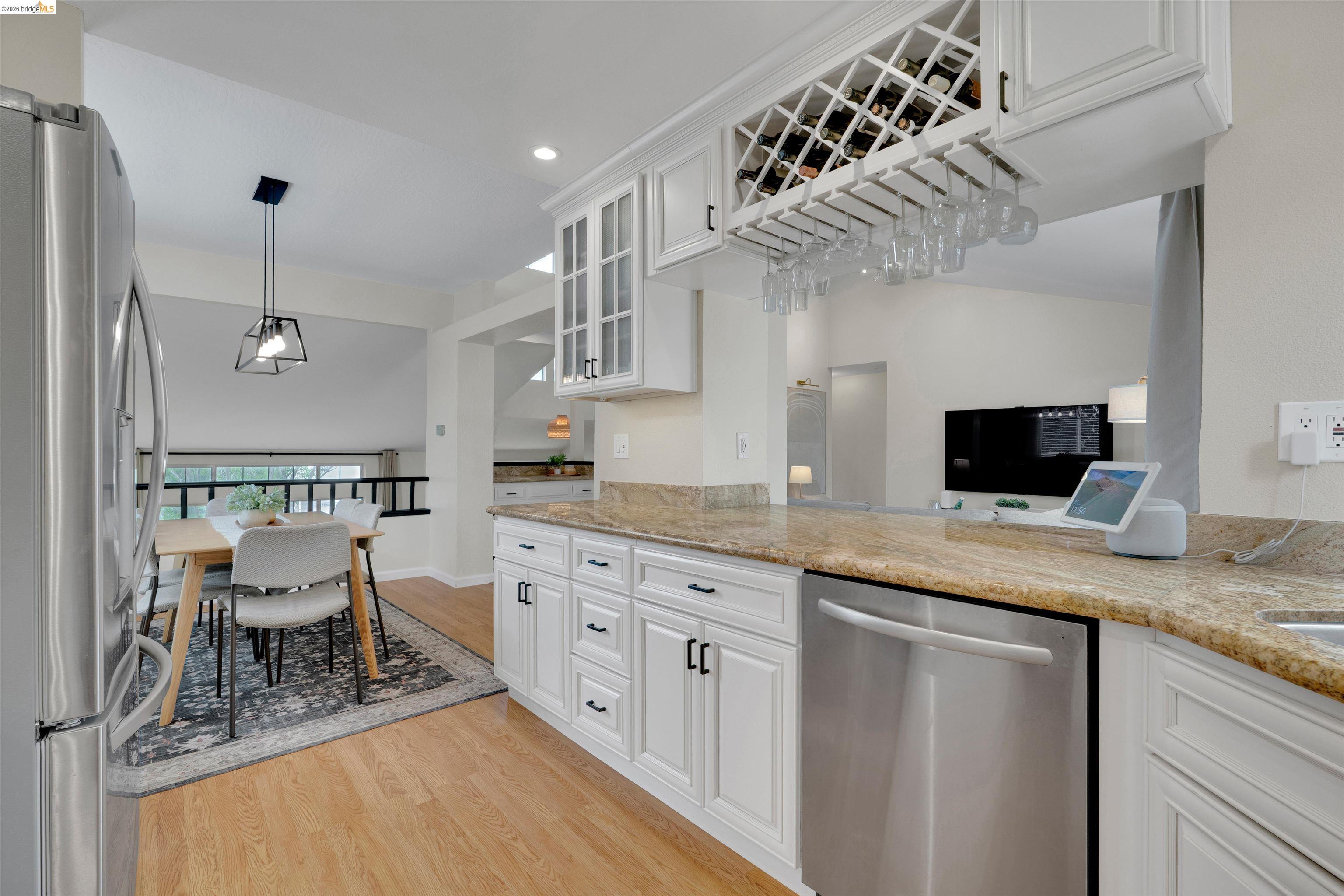 3991 Alta Vista Cir