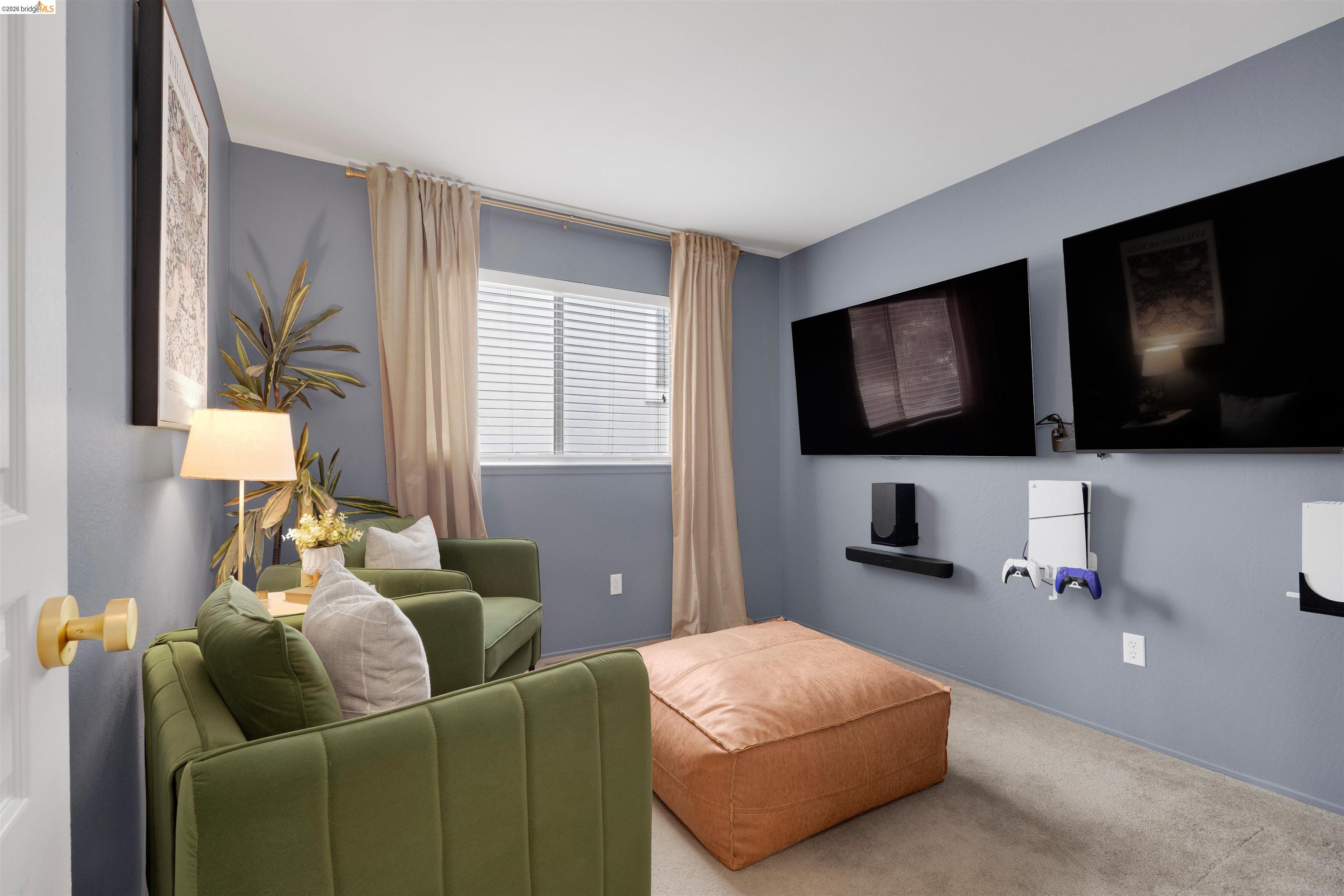 3991 Alta Vista Cir