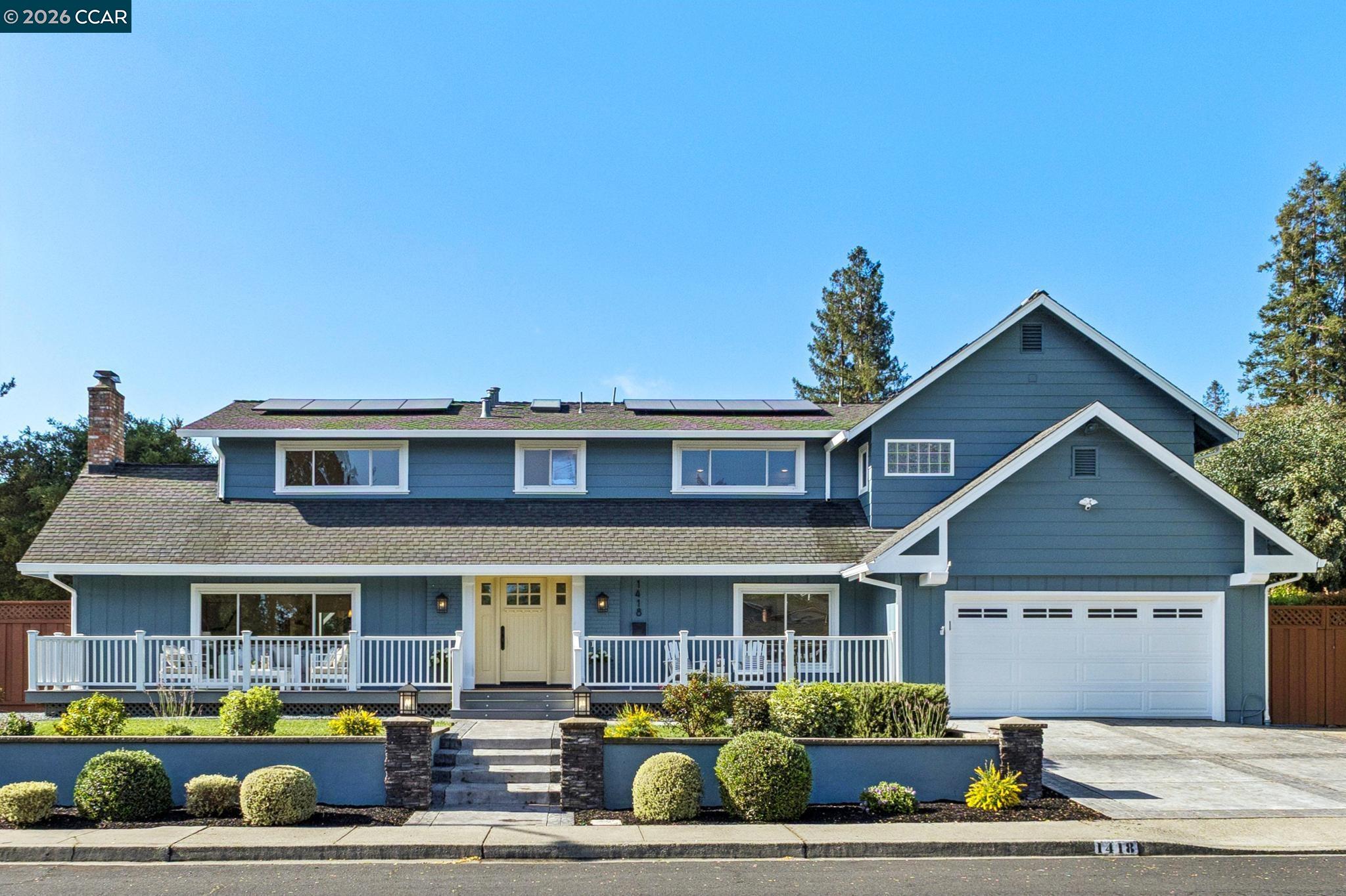 1418 De La Cruz Way