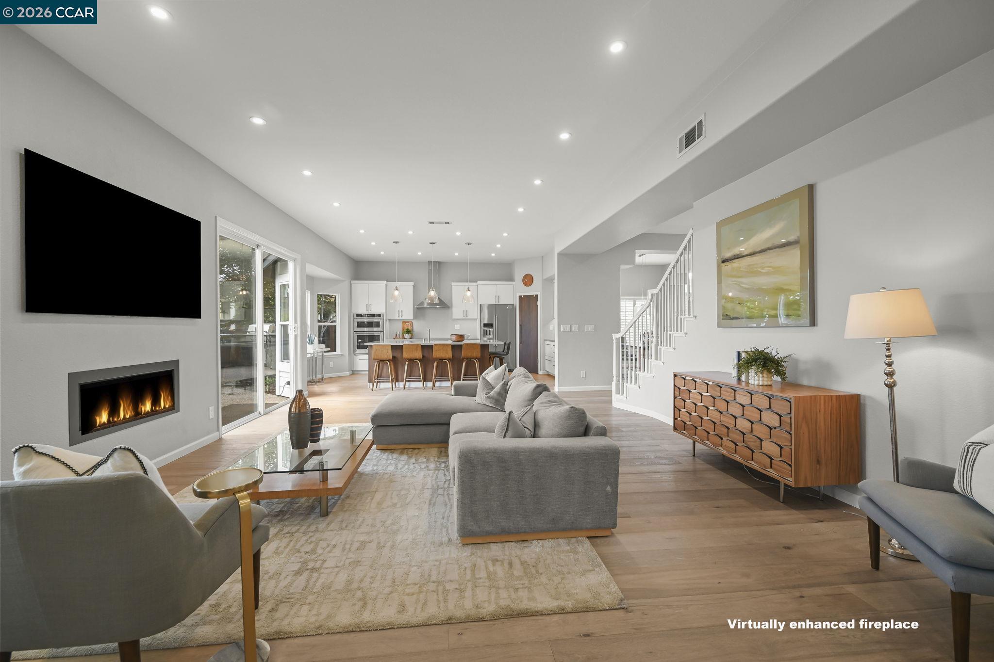 1161 Torrey Pines Pl