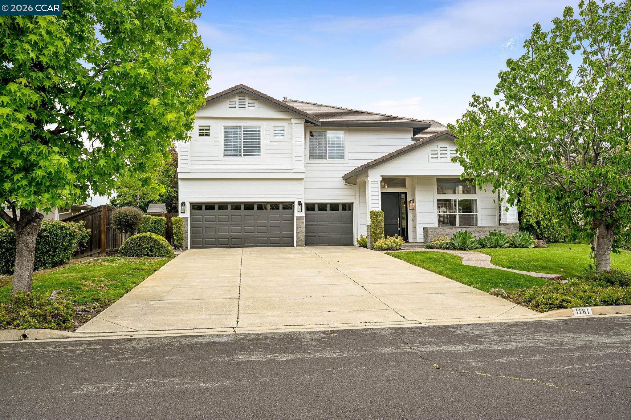 1161 Torrey Pines Pl
