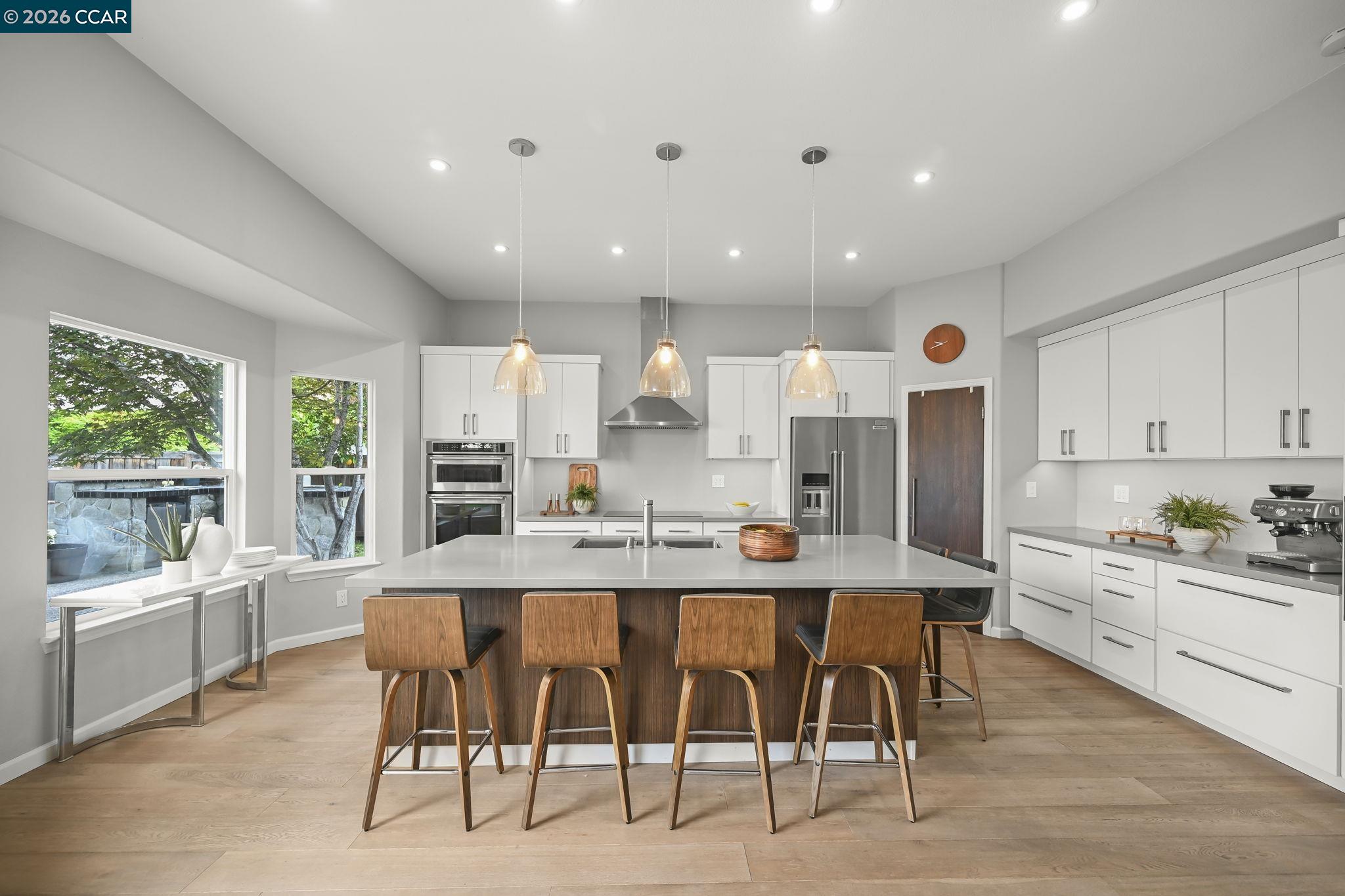 1161 Torrey Pines Pl