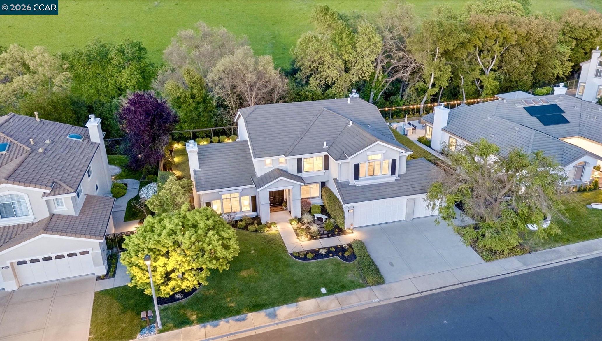 1038 Mccauley Rd