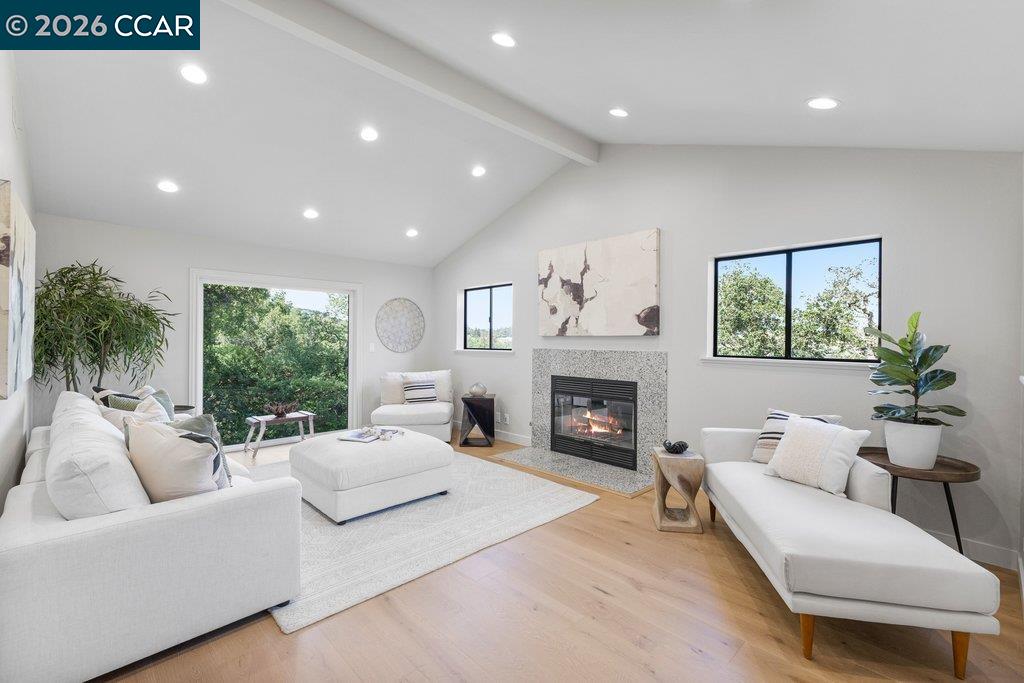 14 Springhill Lane