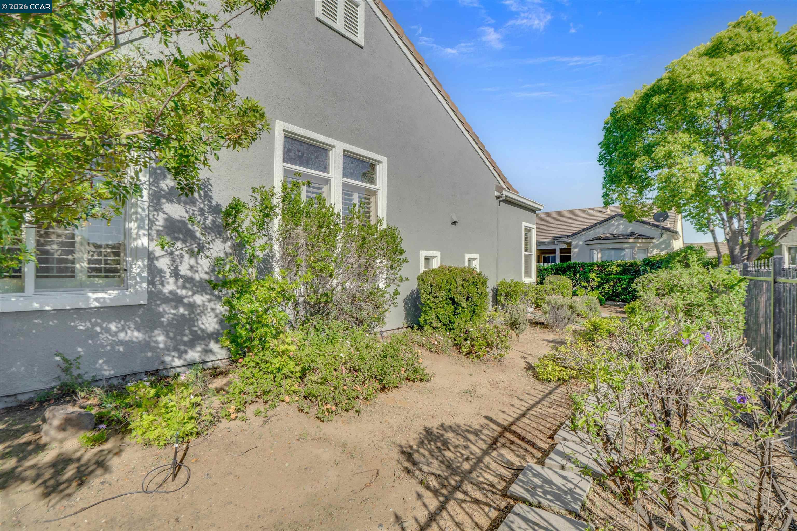 1524 Bismarck Ln