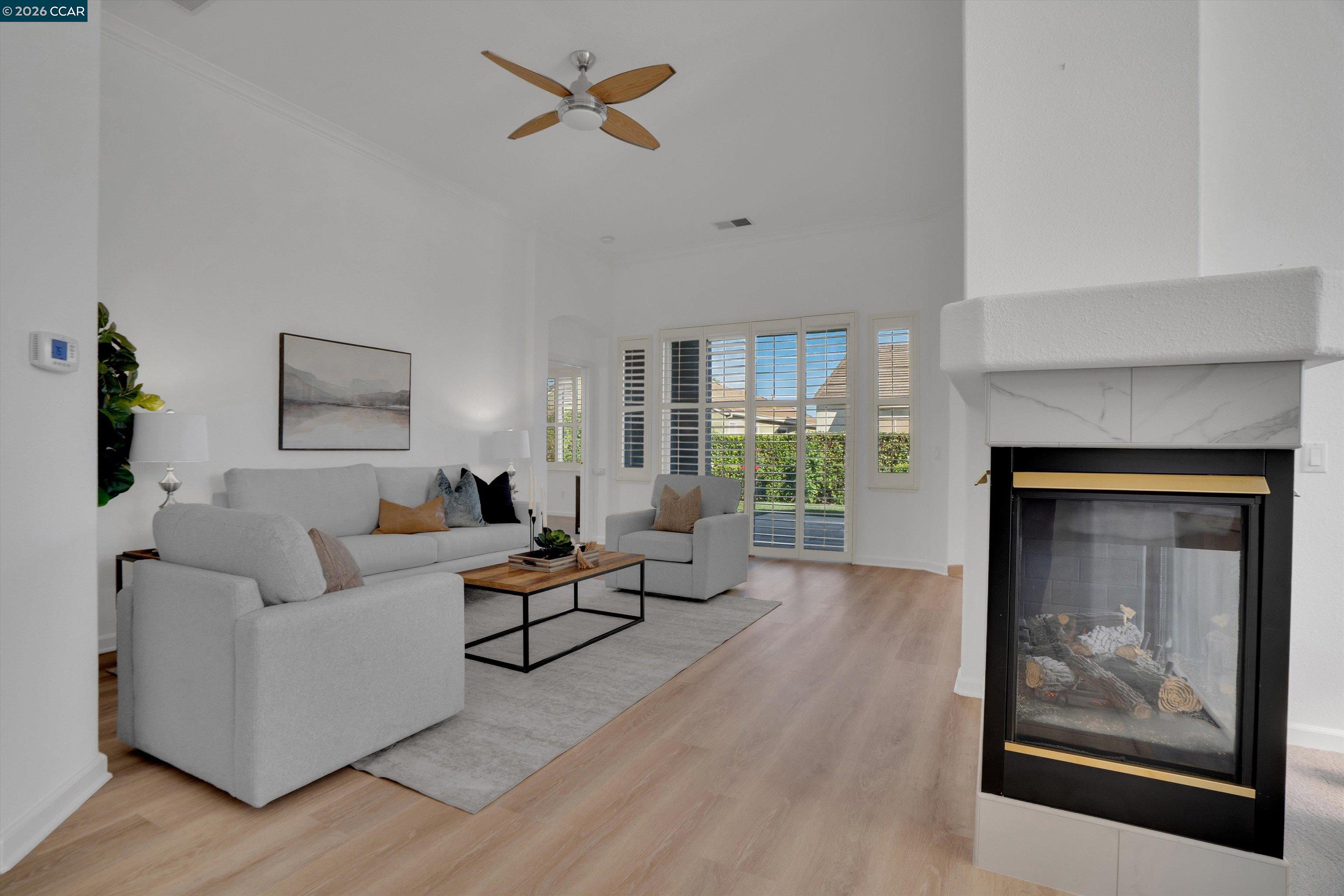 1524 Bismarck Ln