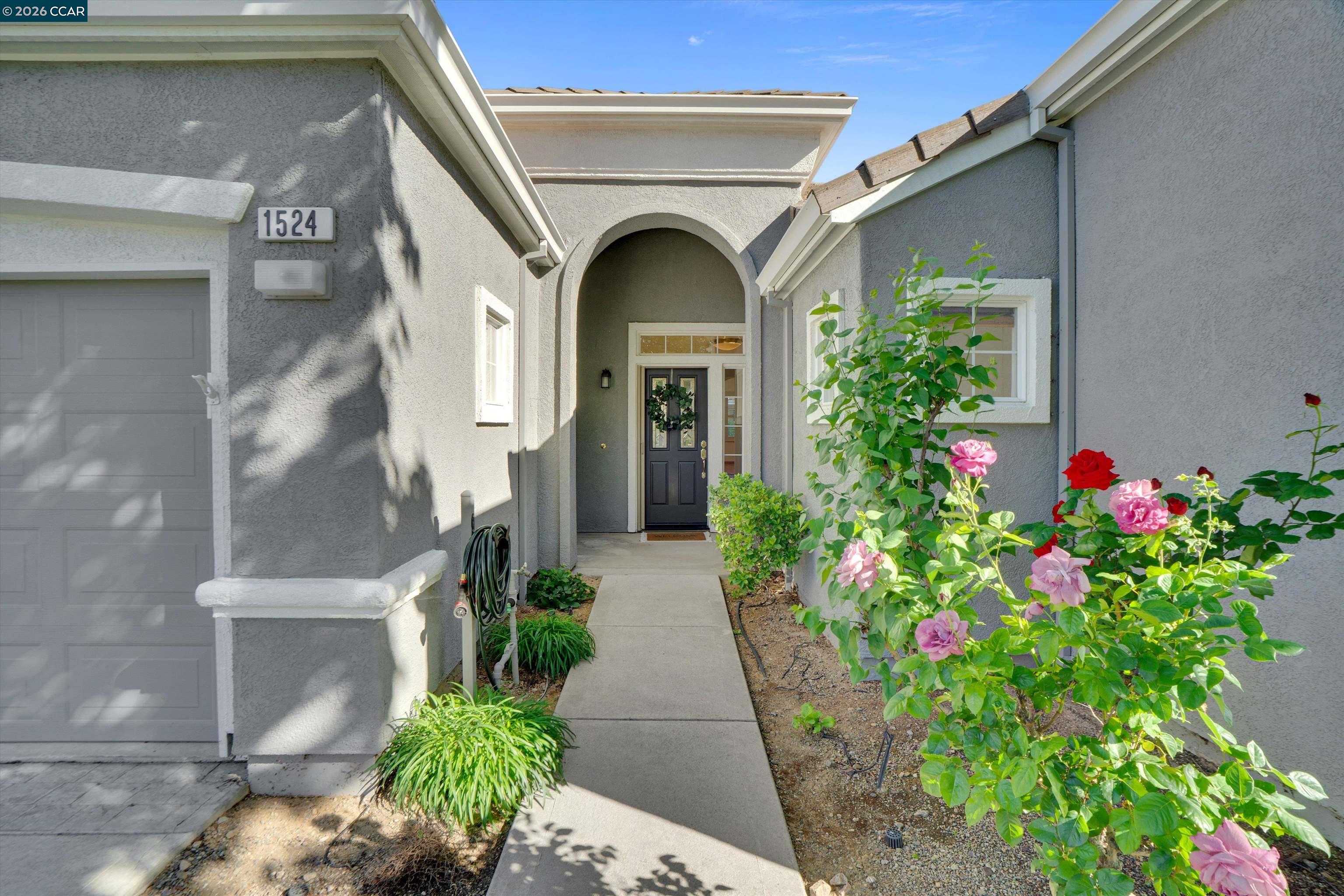 1524 Bismarck Ln