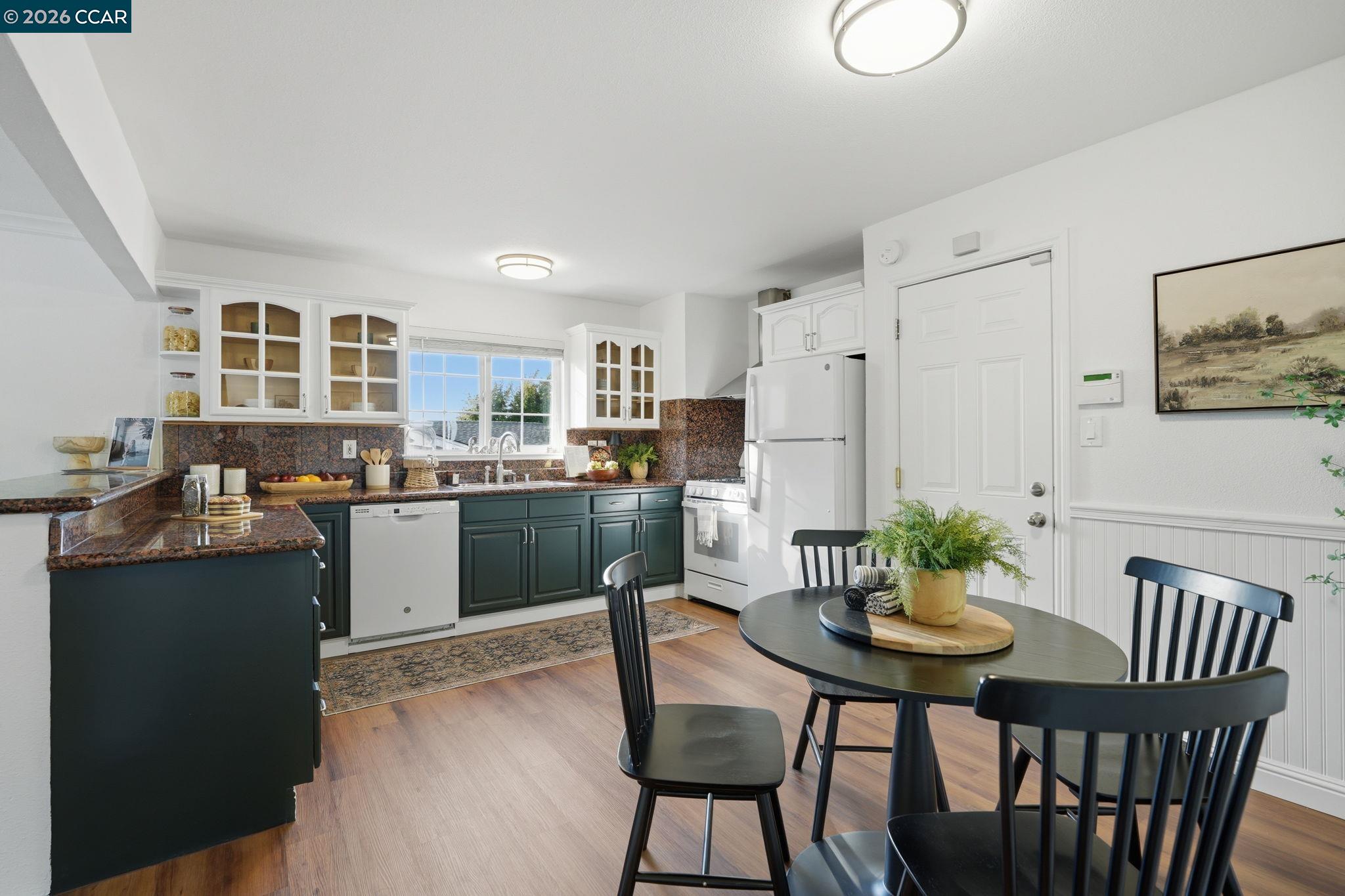 2313 Panoramic Dr