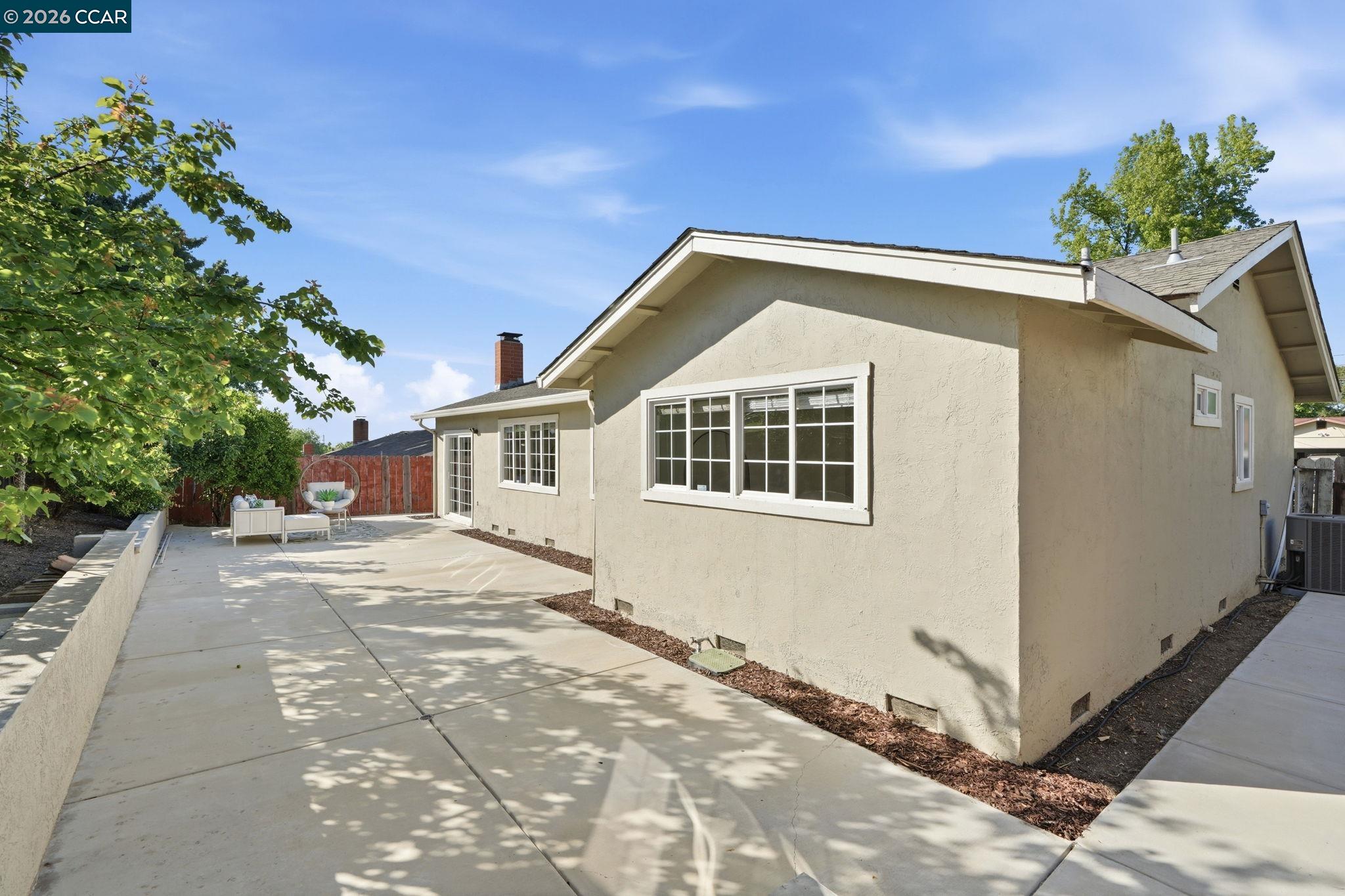 2313 Panoramic Dr