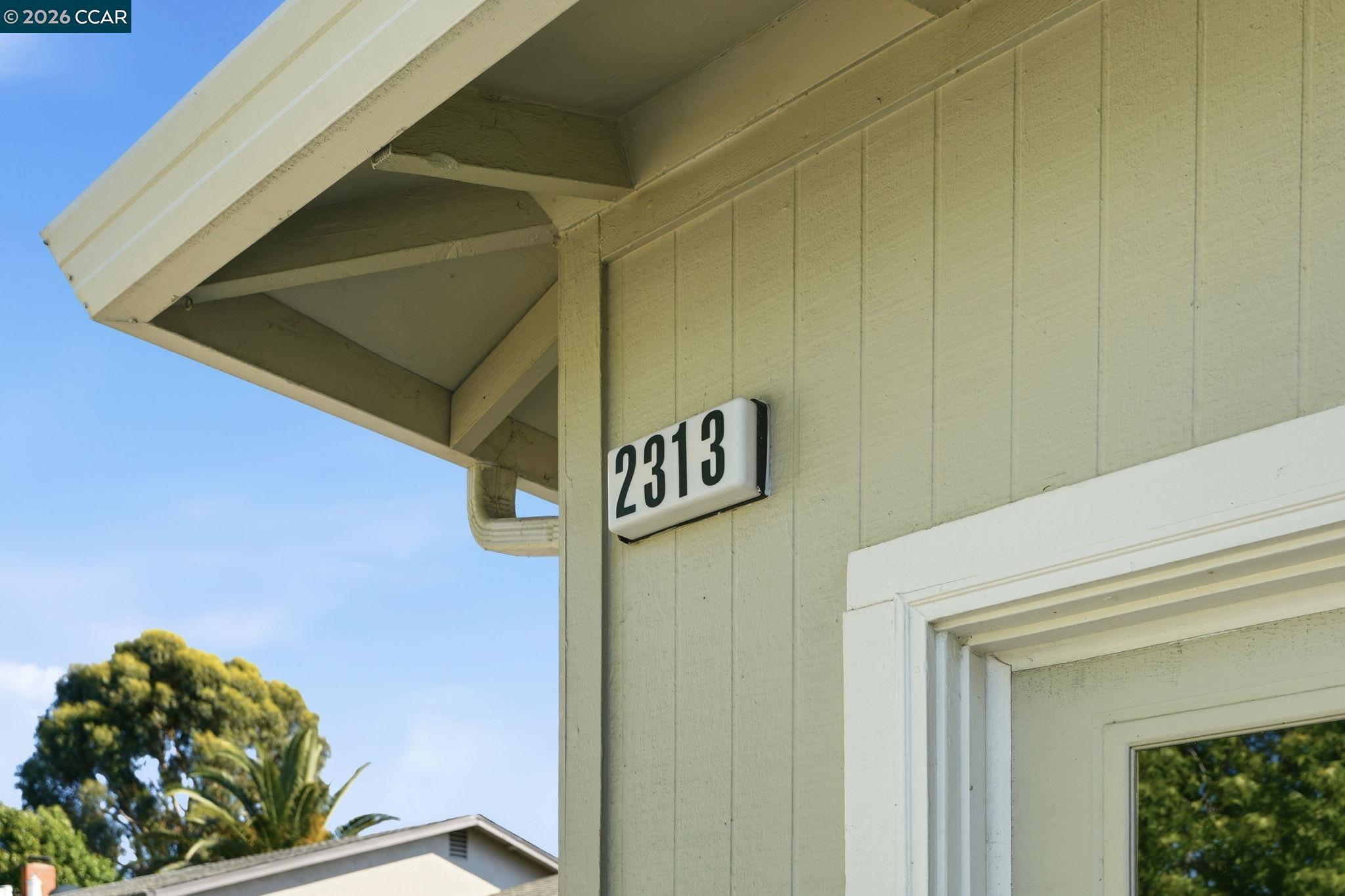 2313 Panoramic Dr