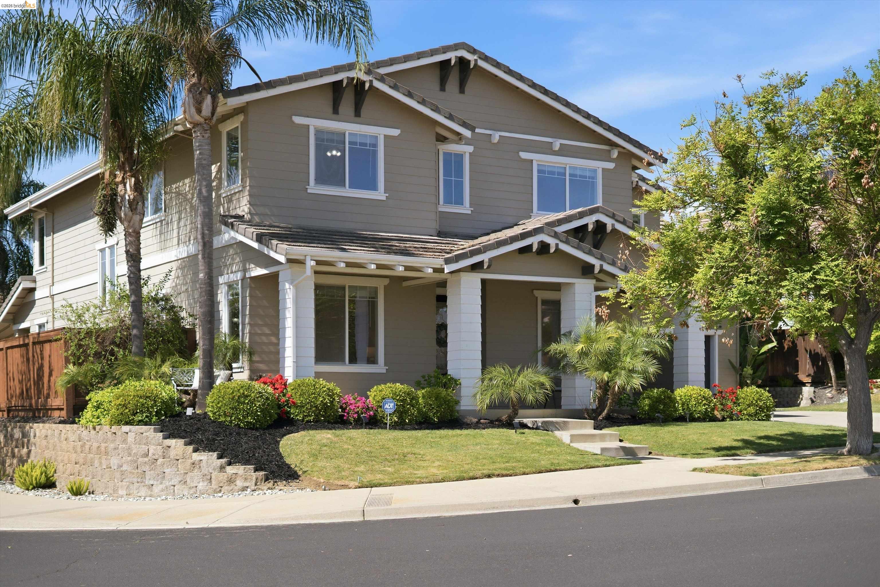 609 Whitby Ln
