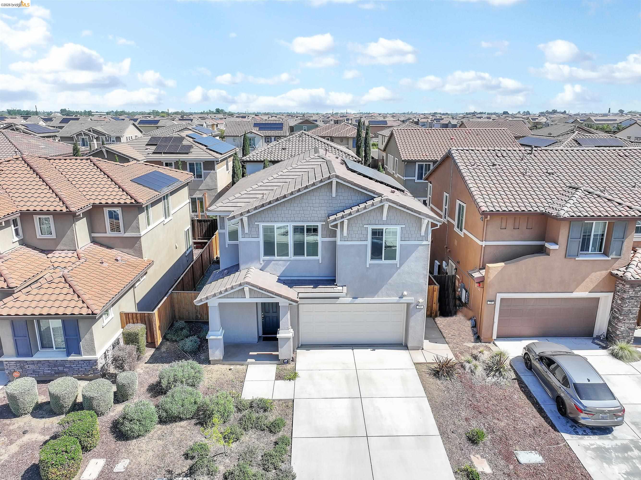 252 Coolcrest Dr