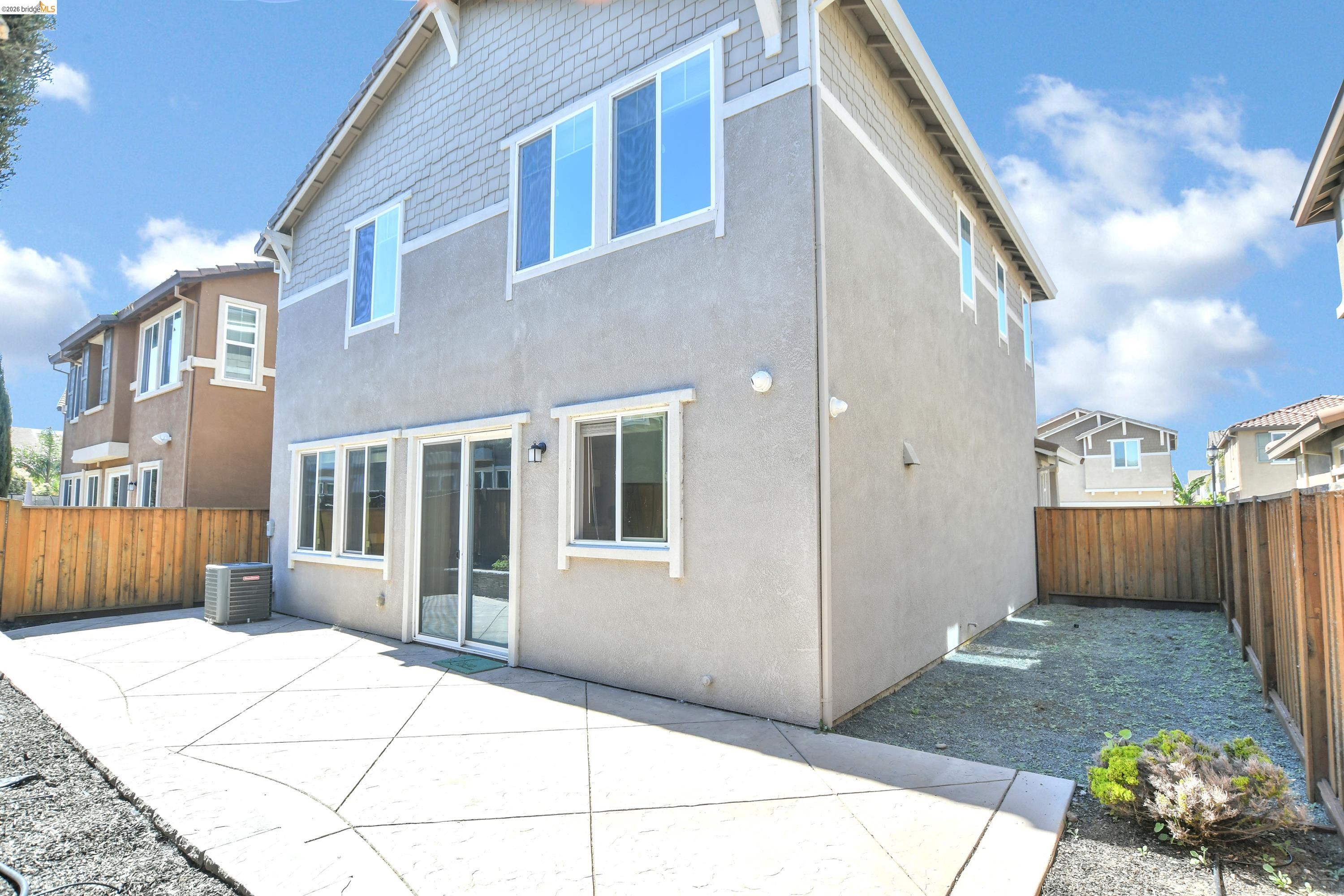 252 Coolcrest Dr