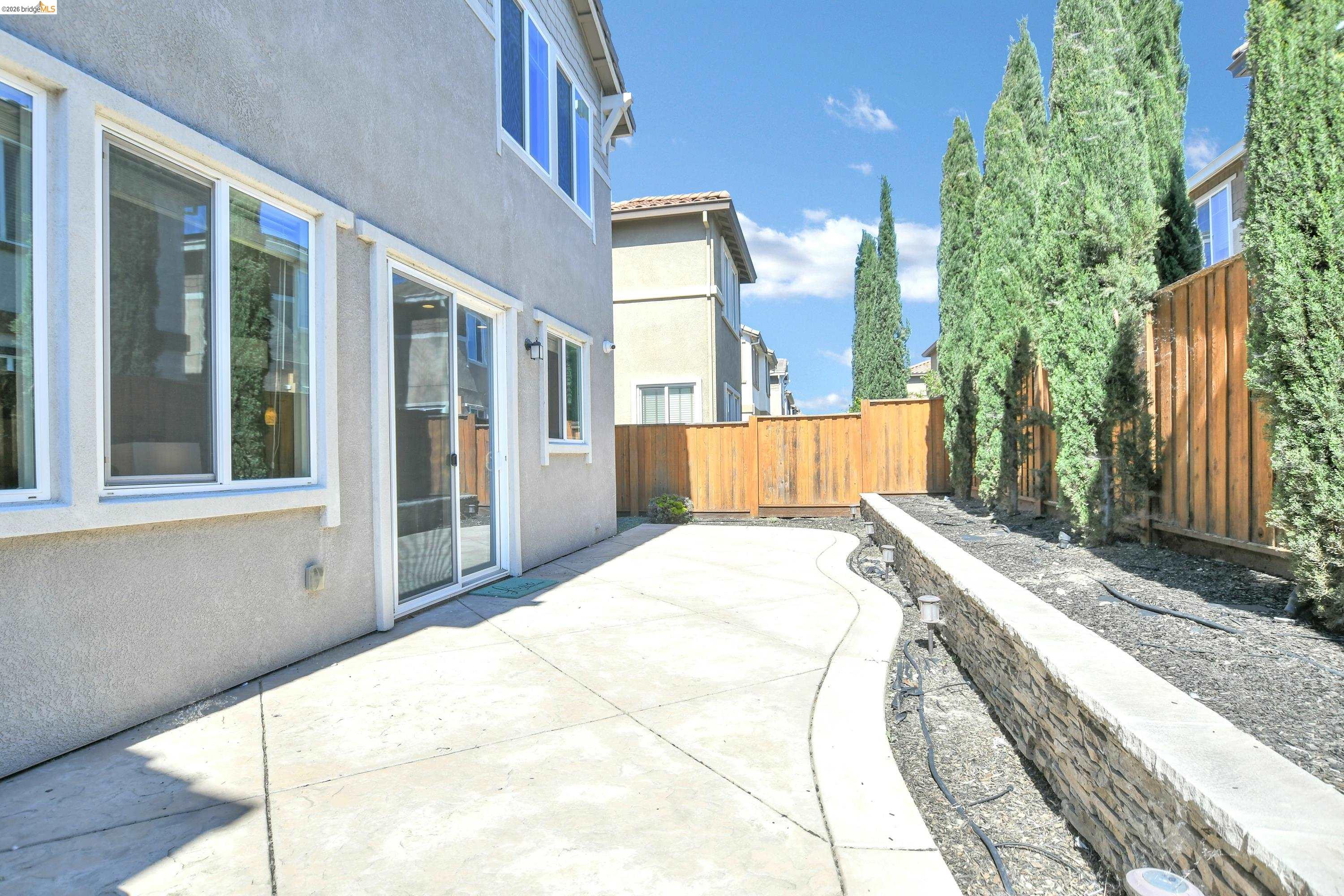 252 Coolcrest Dr