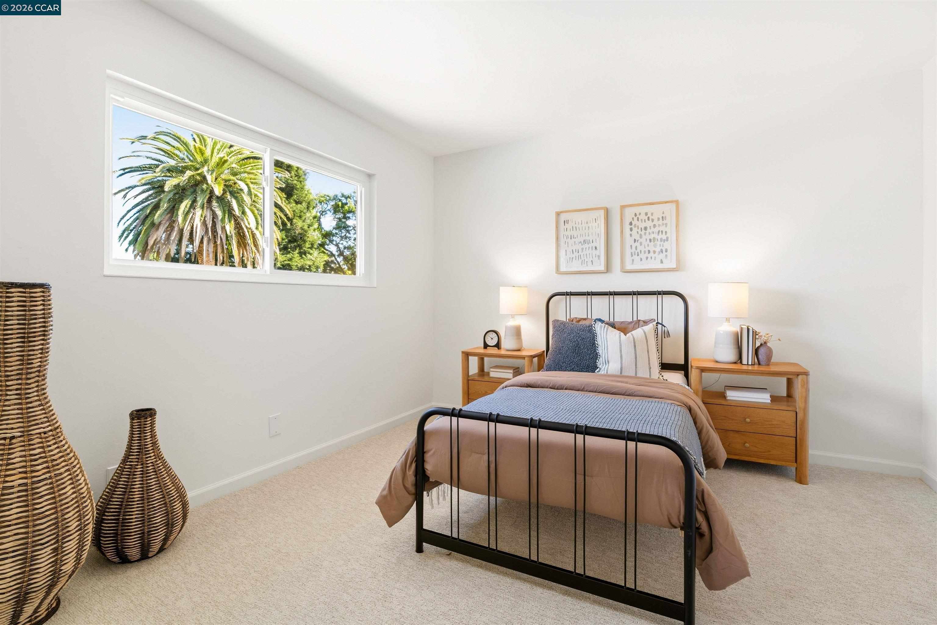 918 Cortina Ct