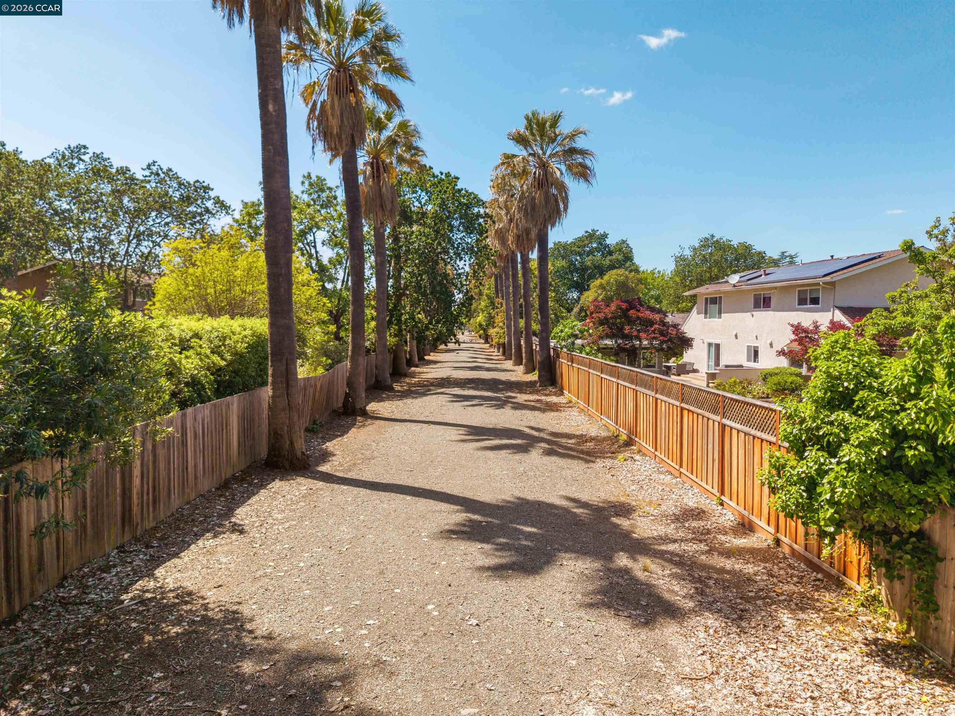918 Cortina Ct