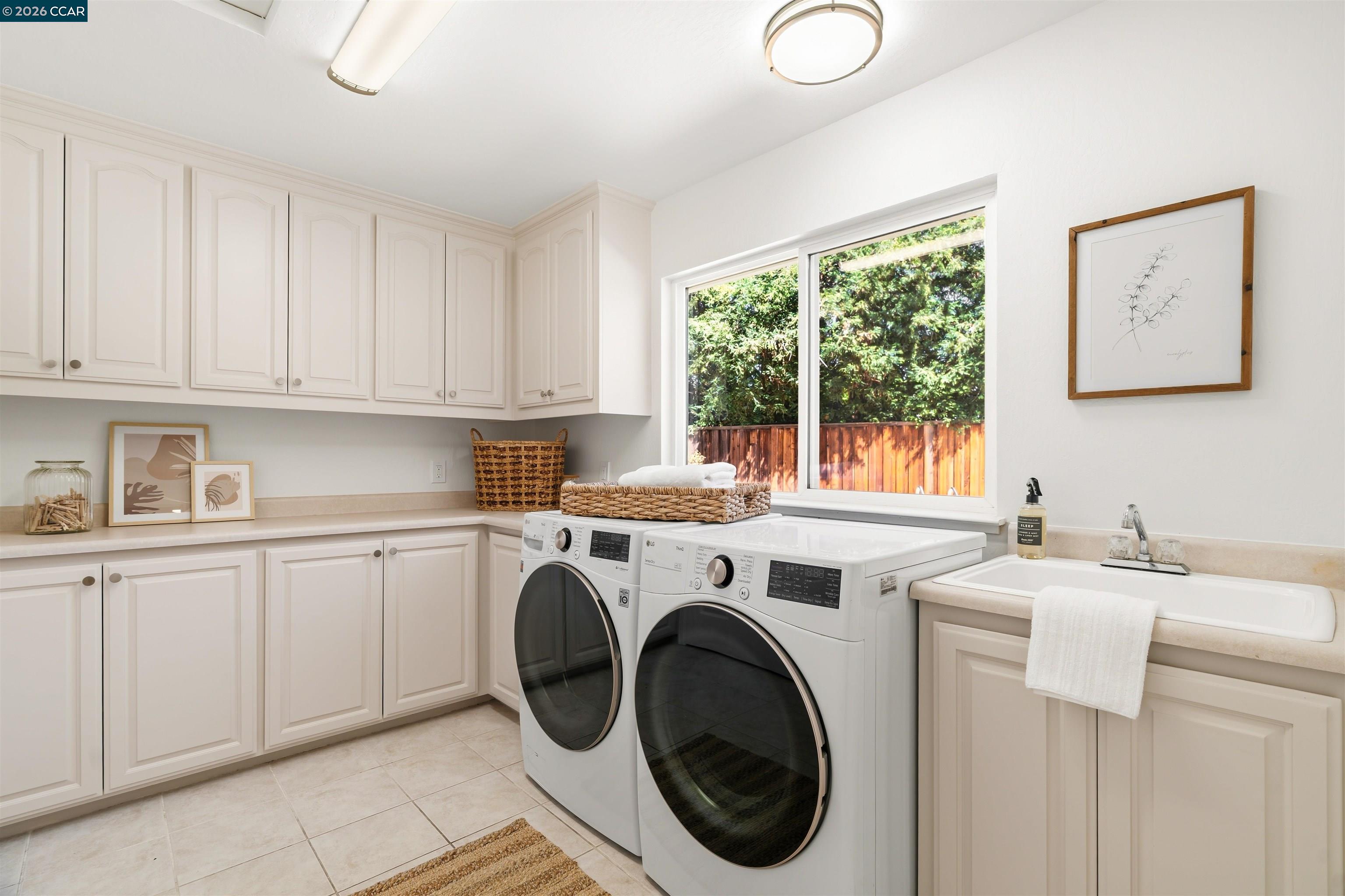 918 Cortina Ct