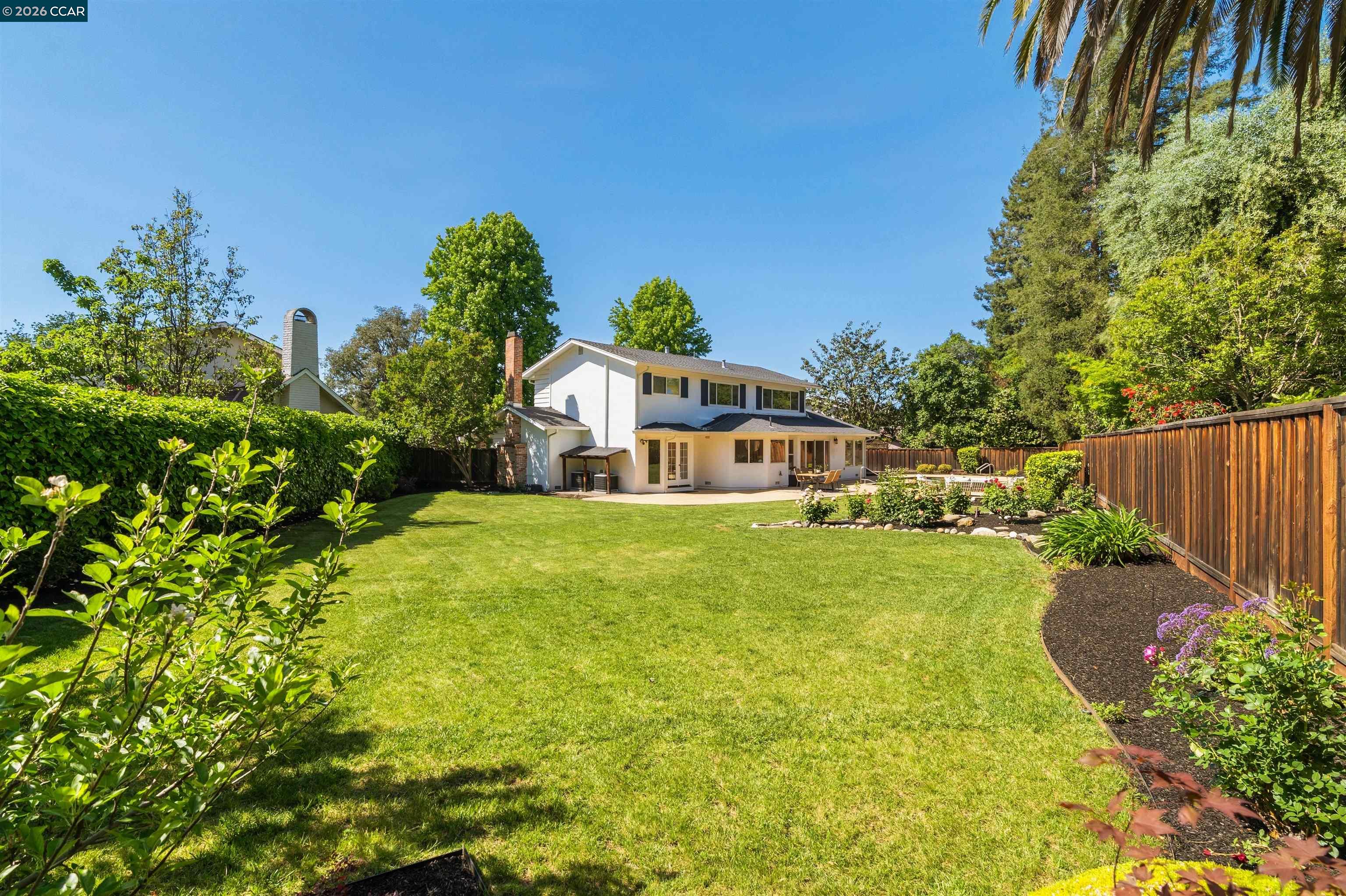 918 Cortina Ct