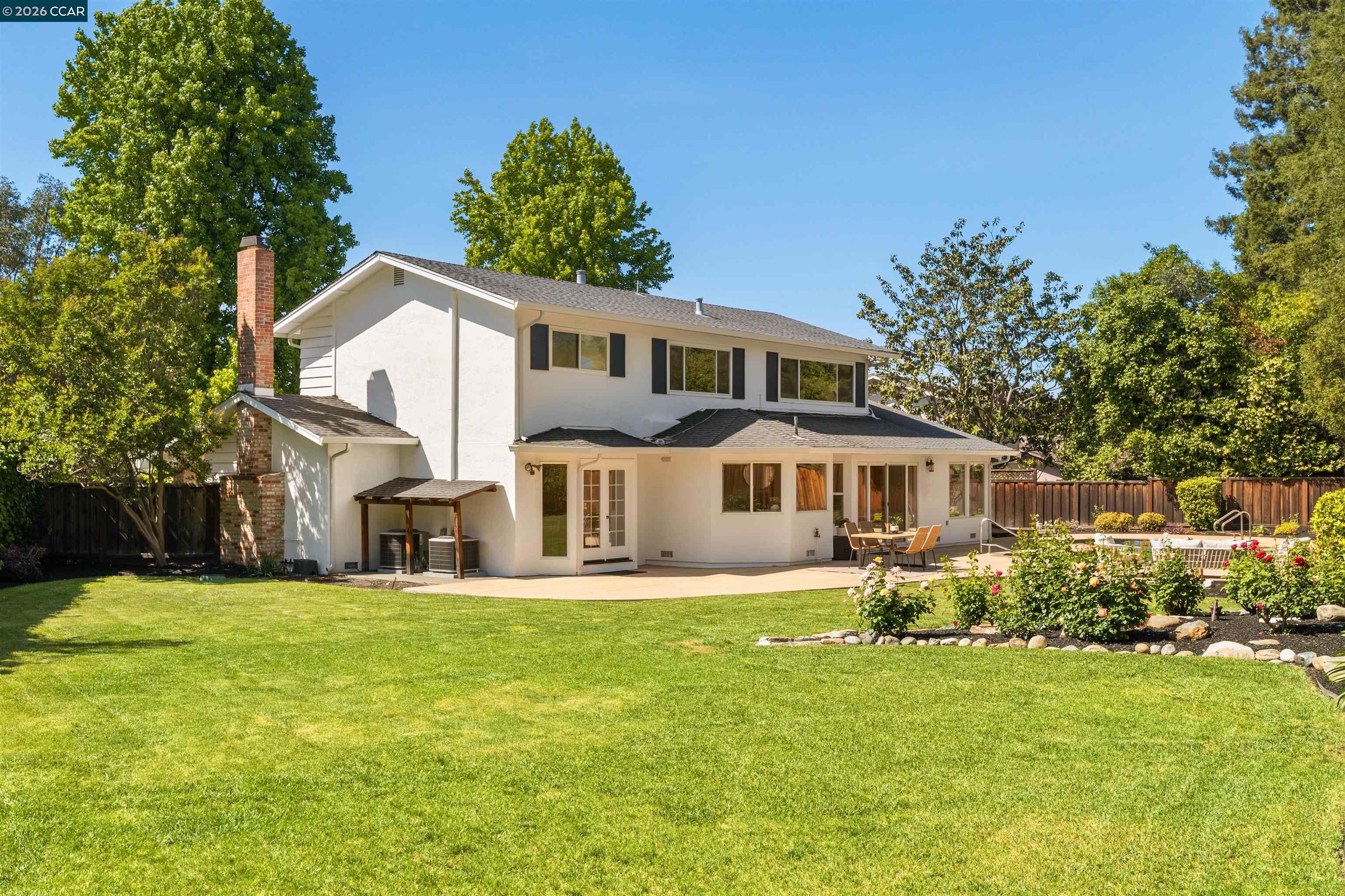 918 Cortina Ct