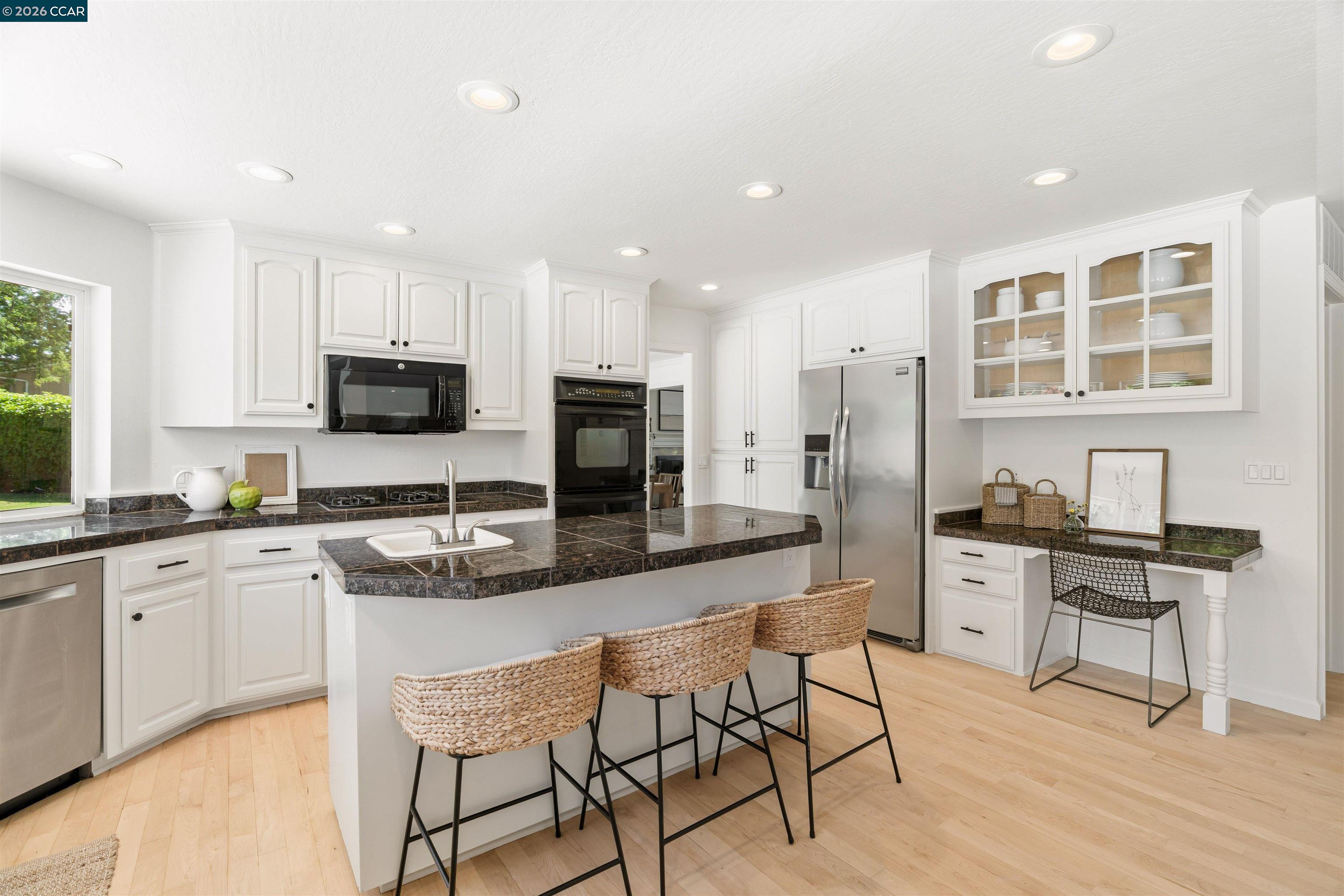 918 Cortina Ct