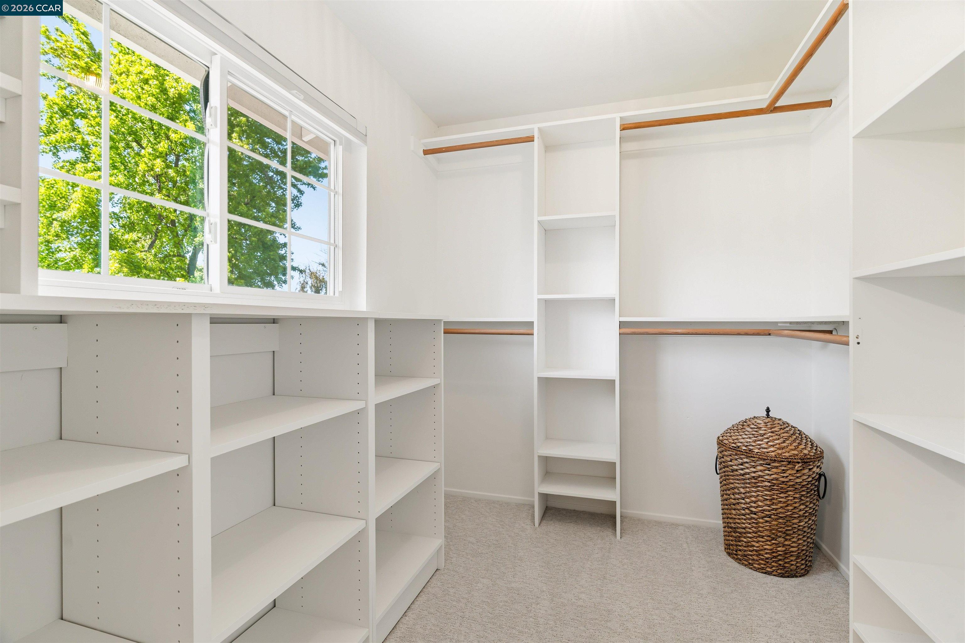 918 Cortina Ct