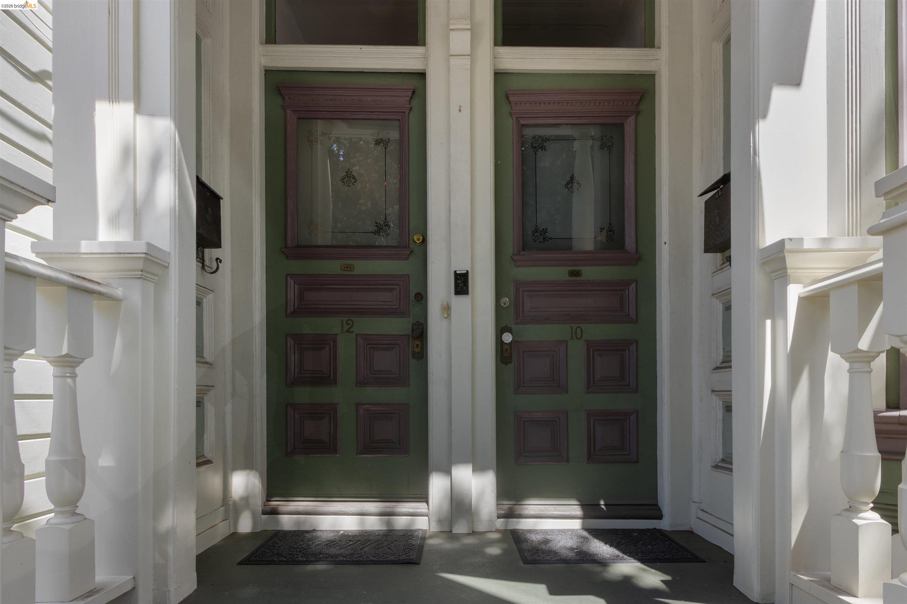12 Beaver St