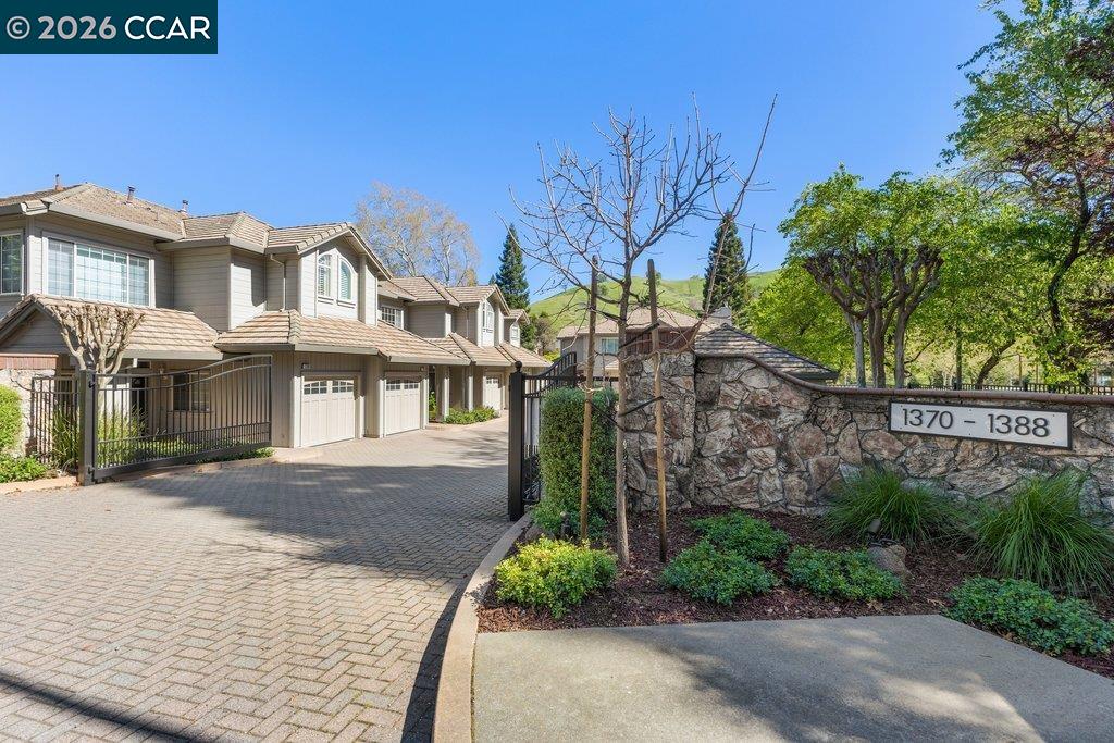 1386 Danville Blvd