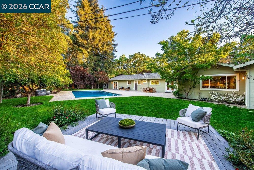 862 McEllen Way