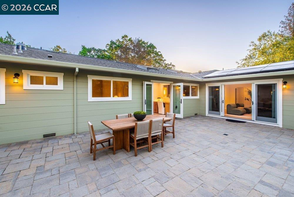 862 McEllen Way