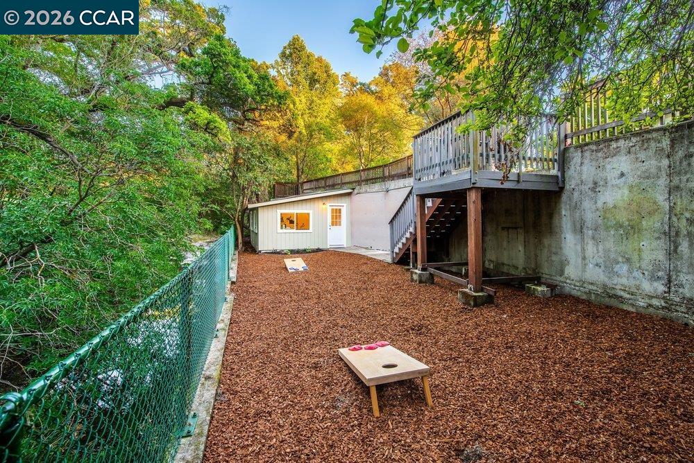 862 McEllen Way