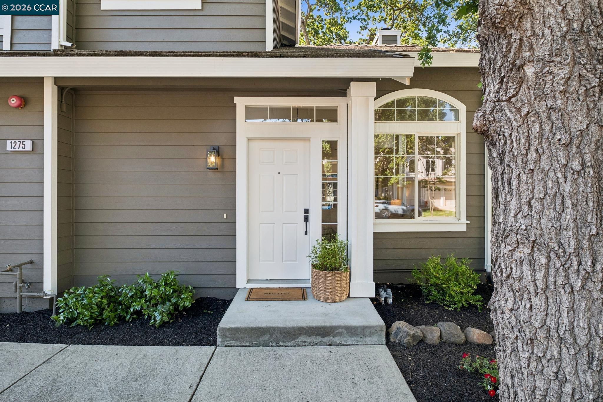 1275 Oakshire Ct
